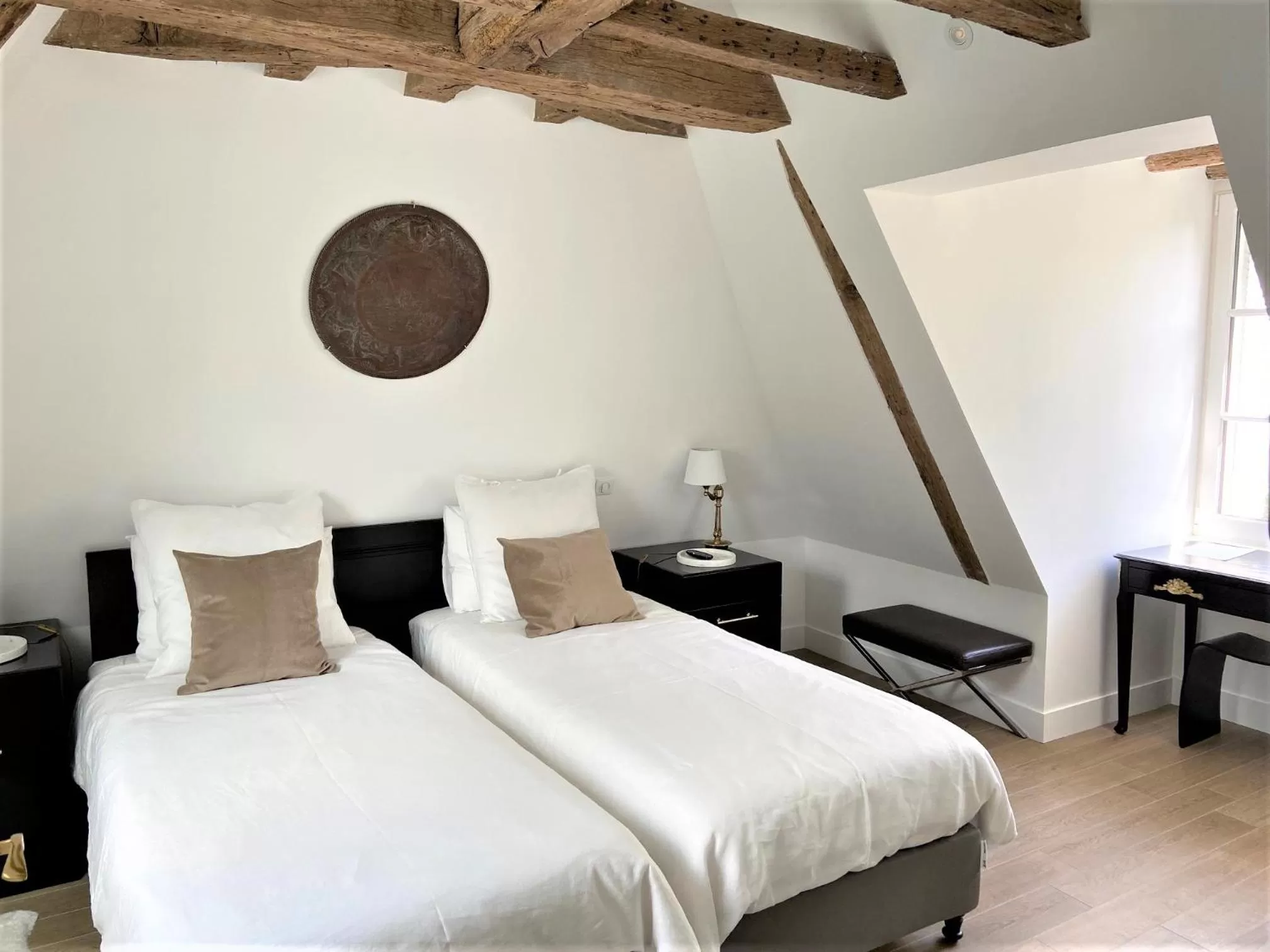 Bedroom, Bed in La Grande Carrée