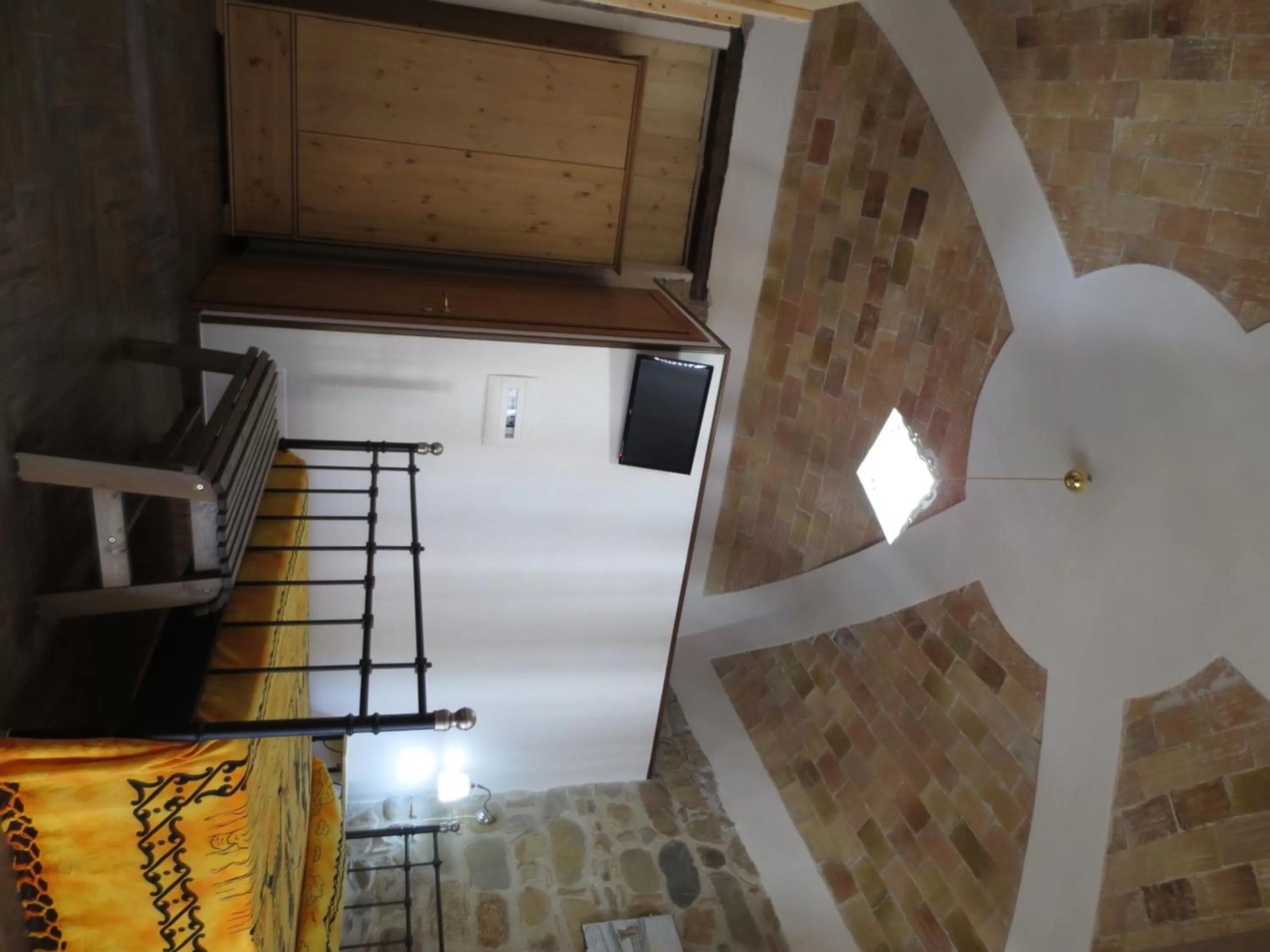 Bed, Seating Area in Aurora Bed and Breakfast