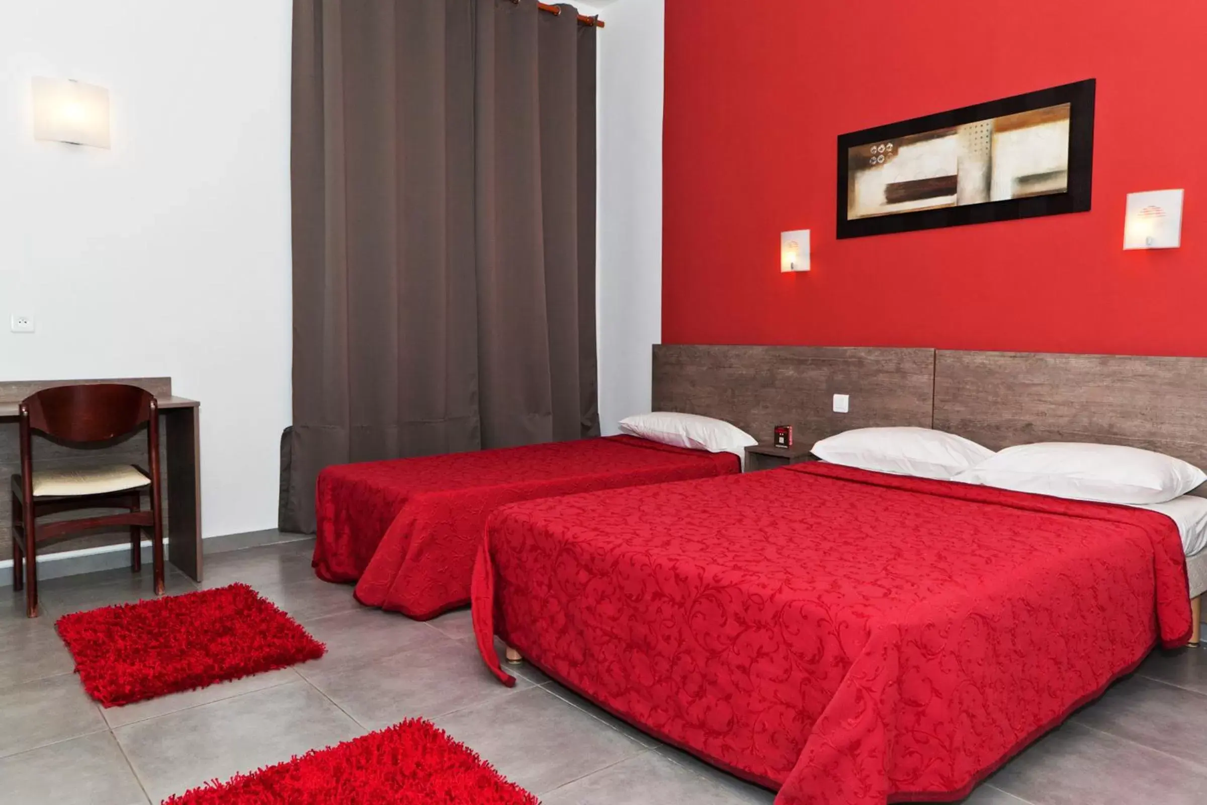 Standard Triple Room in Hotel Riviera Standard Triple Room in Hotel Riviera