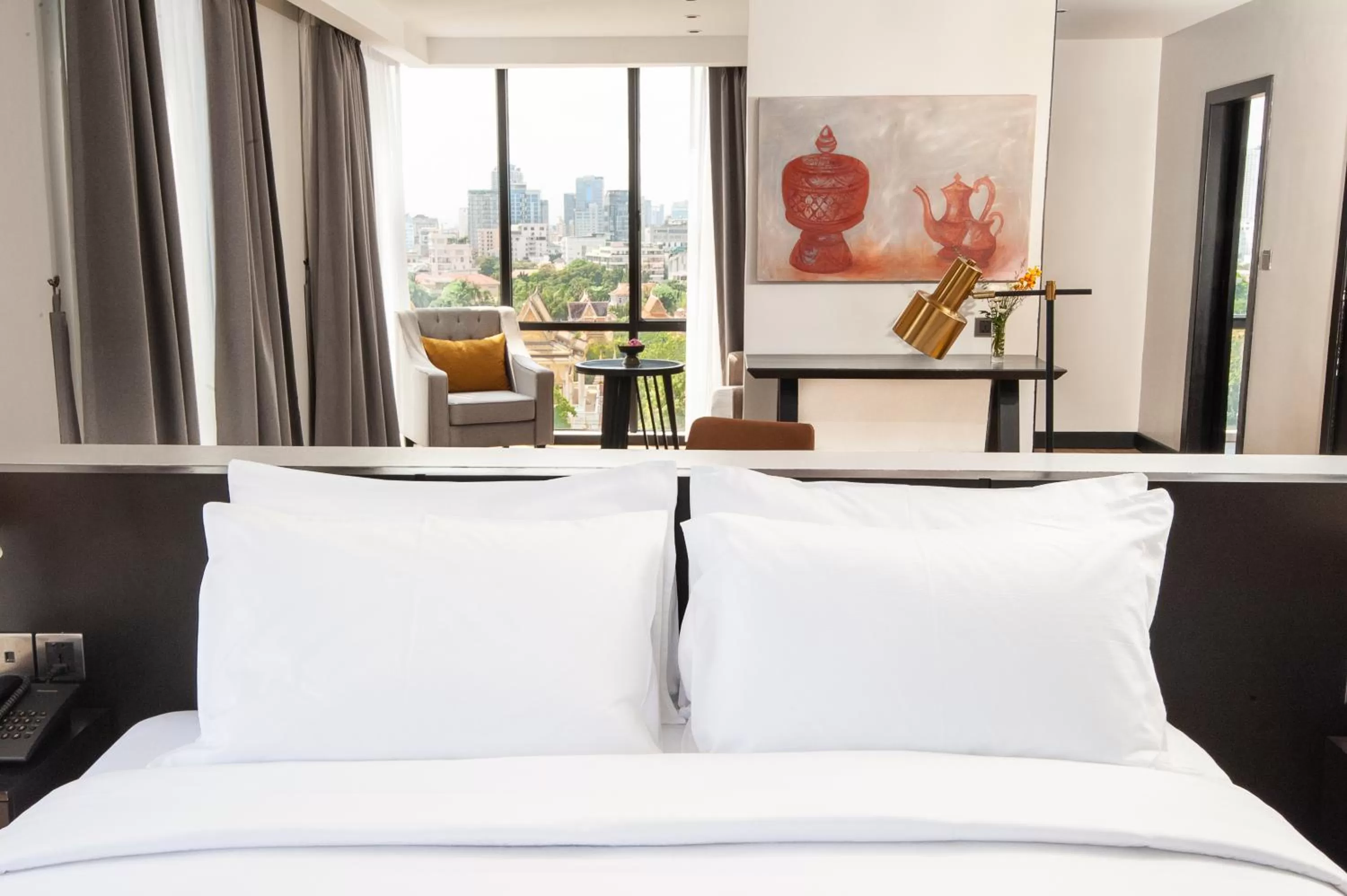 Bed in GLOW PARK HOTEL Grand Royal Palace