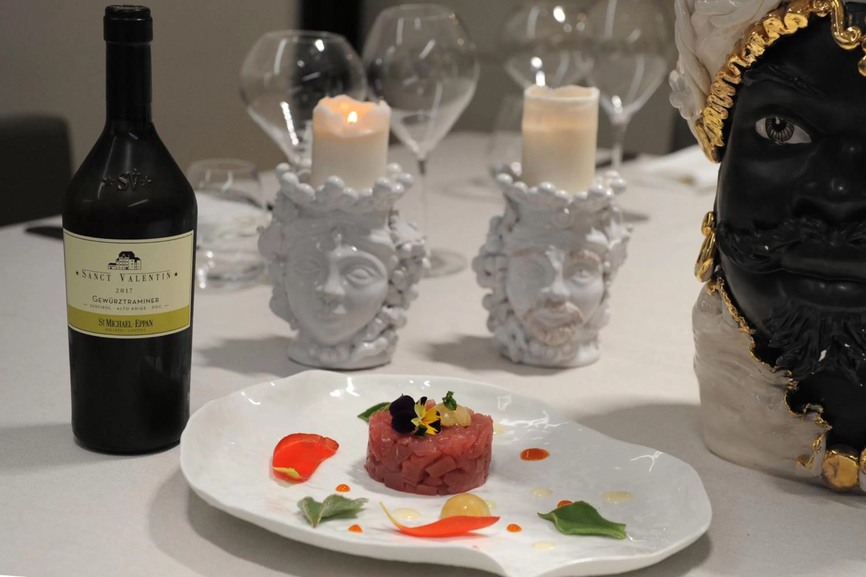 Food and drinks in Caportigia Boutique Hotel