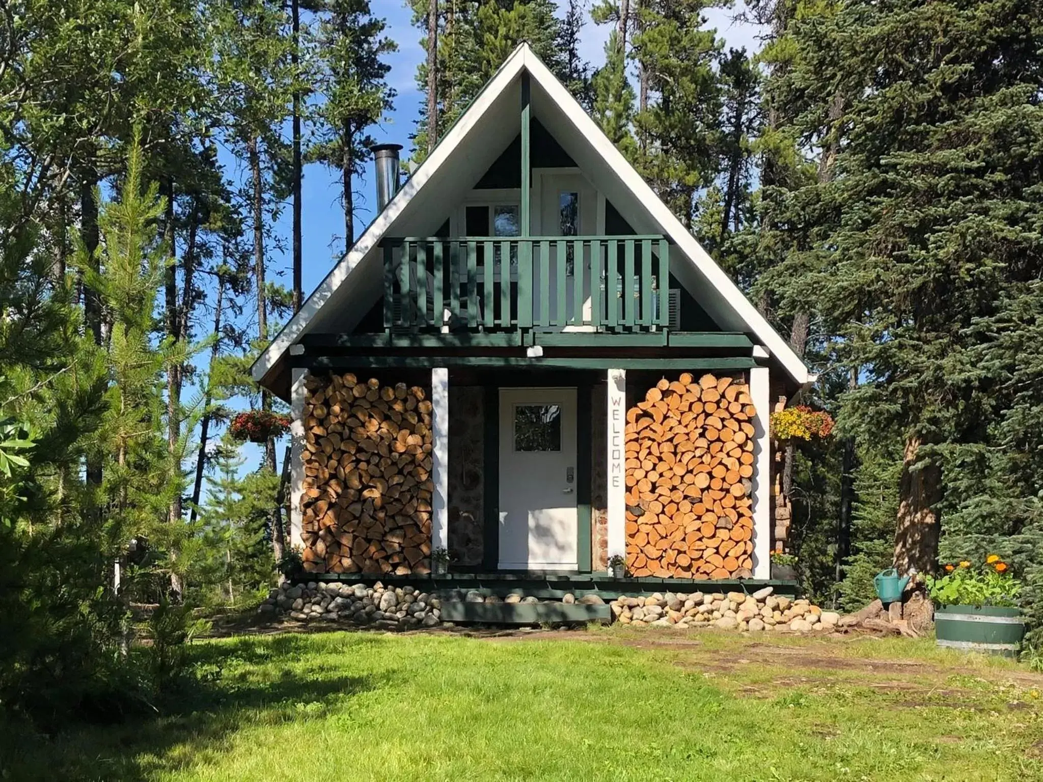 Vines and Puppies Hideaway Vines and Puppies Hideaway