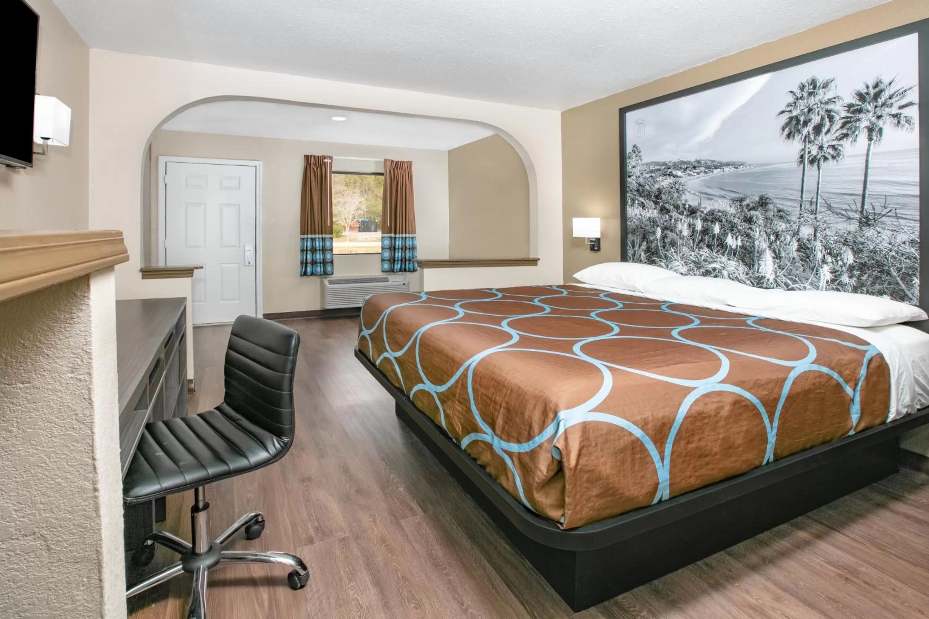 Bed in Super 8 by Wyndham Moss Point