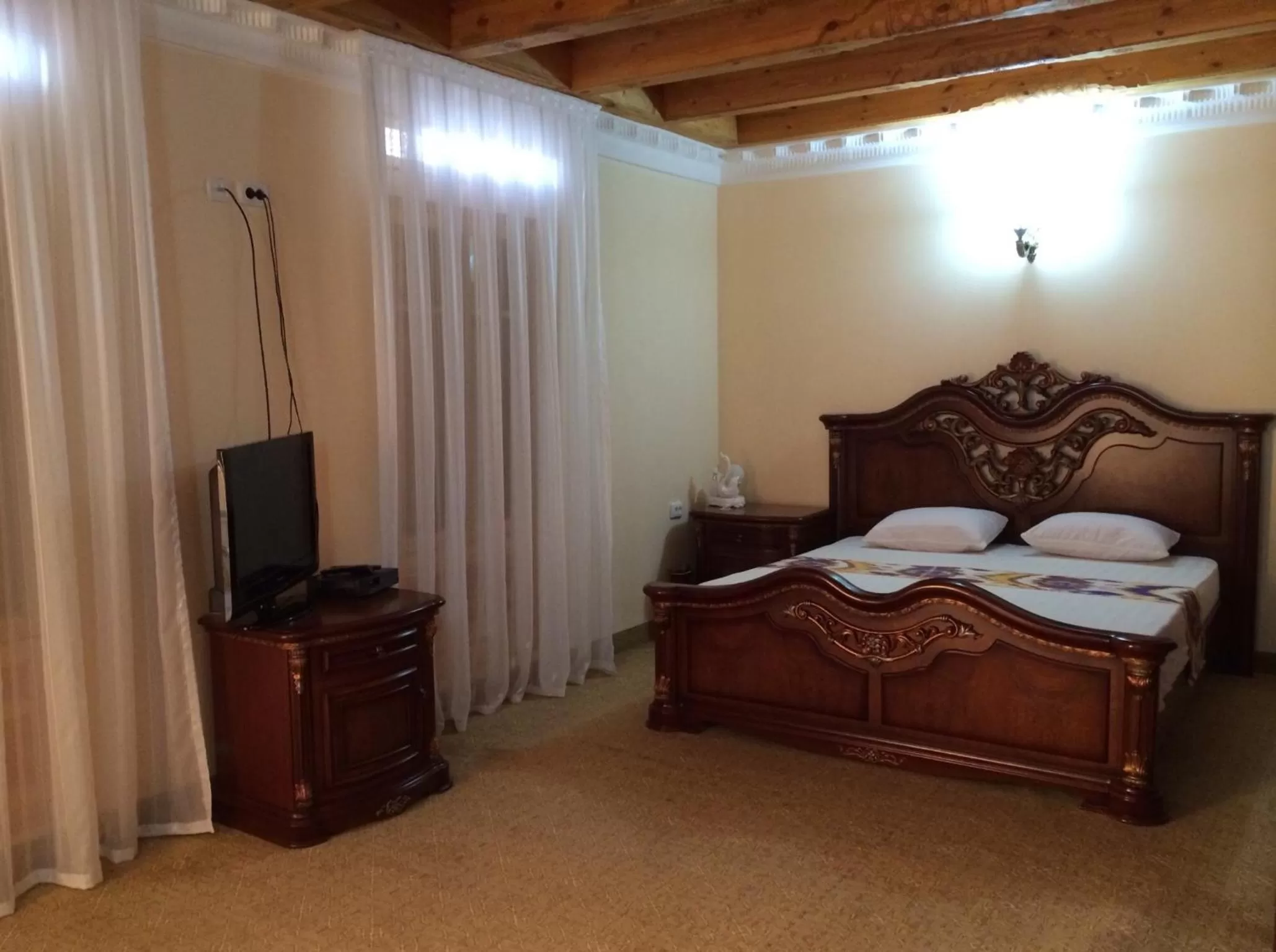 Photo of the whole room, Bed in Kavsar Boutique Hotel