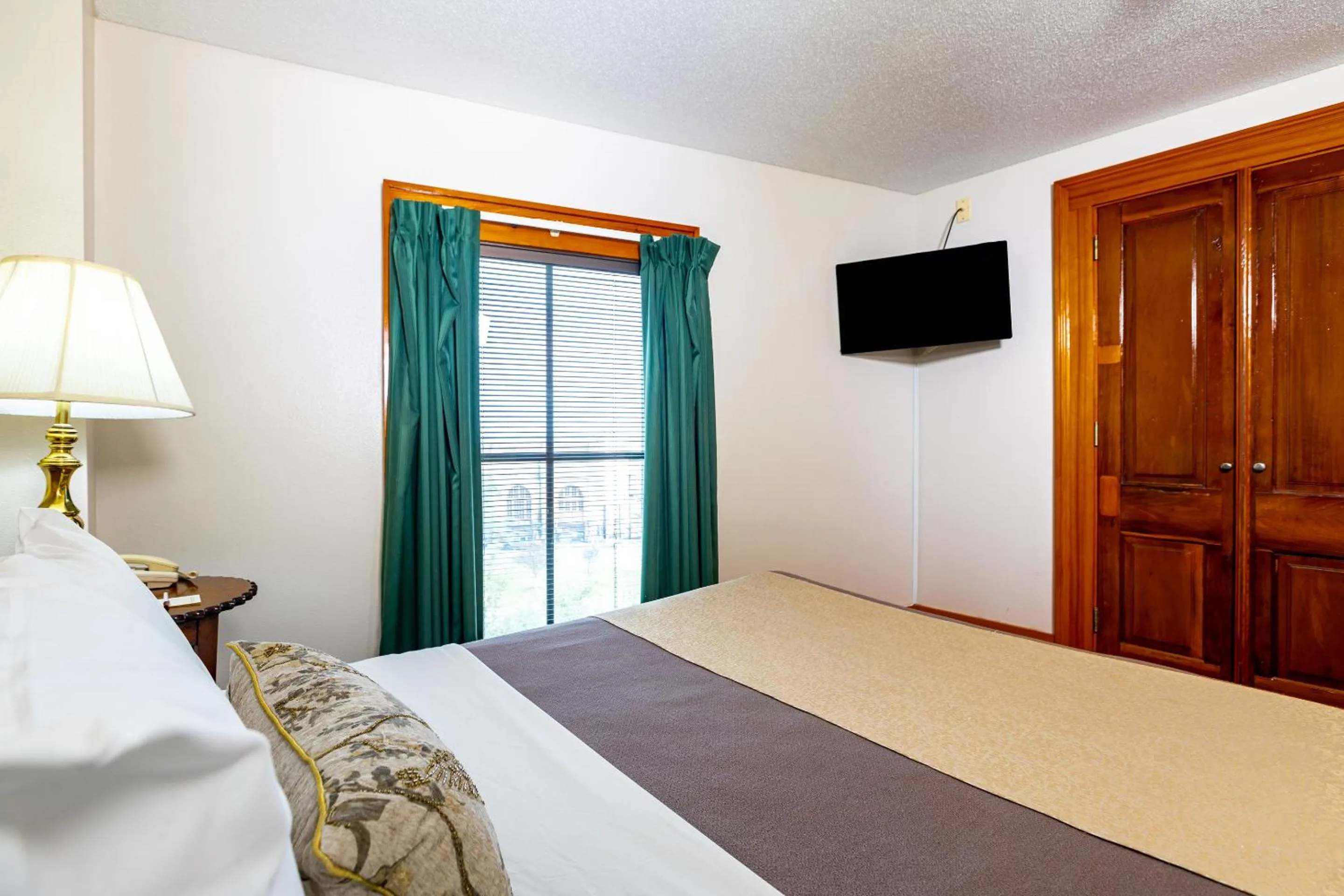 Suite in Hotel de la Monnaie, French Quarter