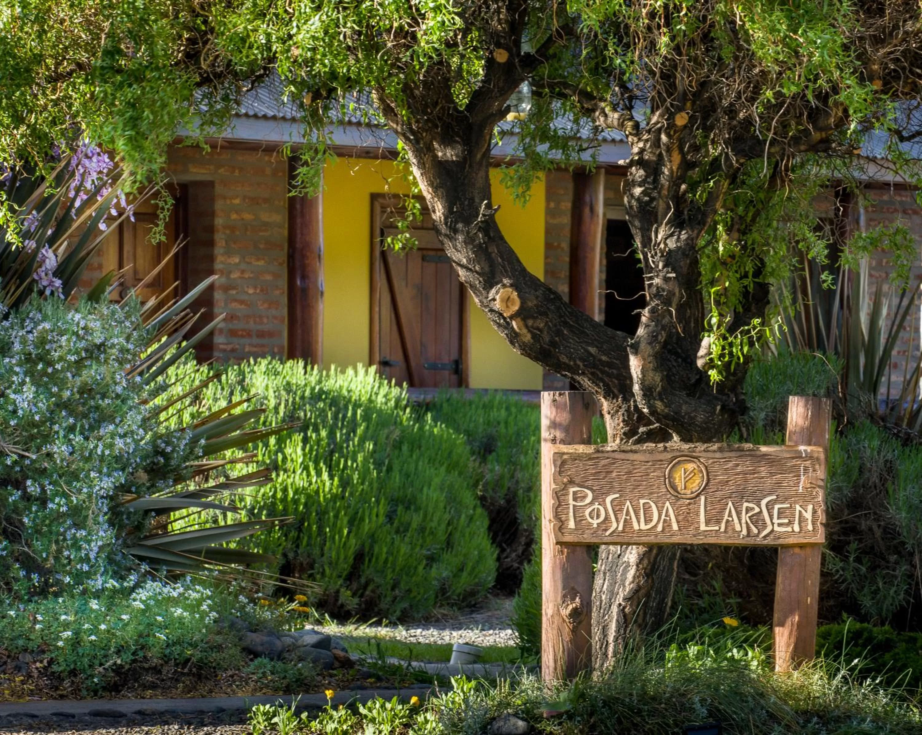 Property building in Posada Larsen