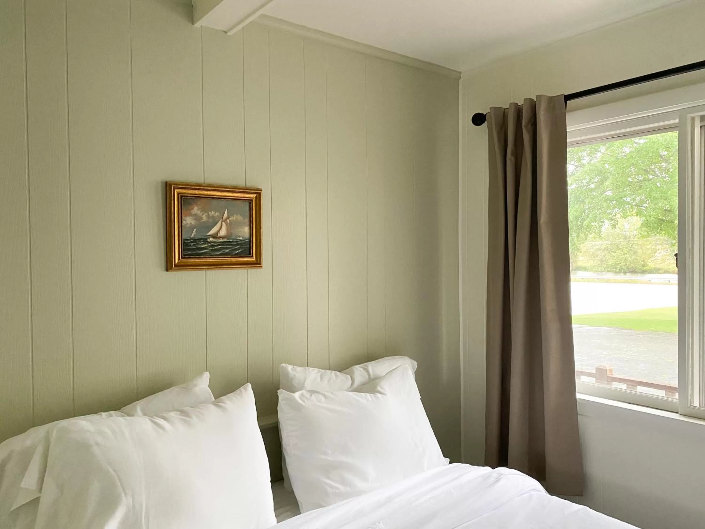 Bed in The River Hills Motel - Algoma, WI - Near Door County