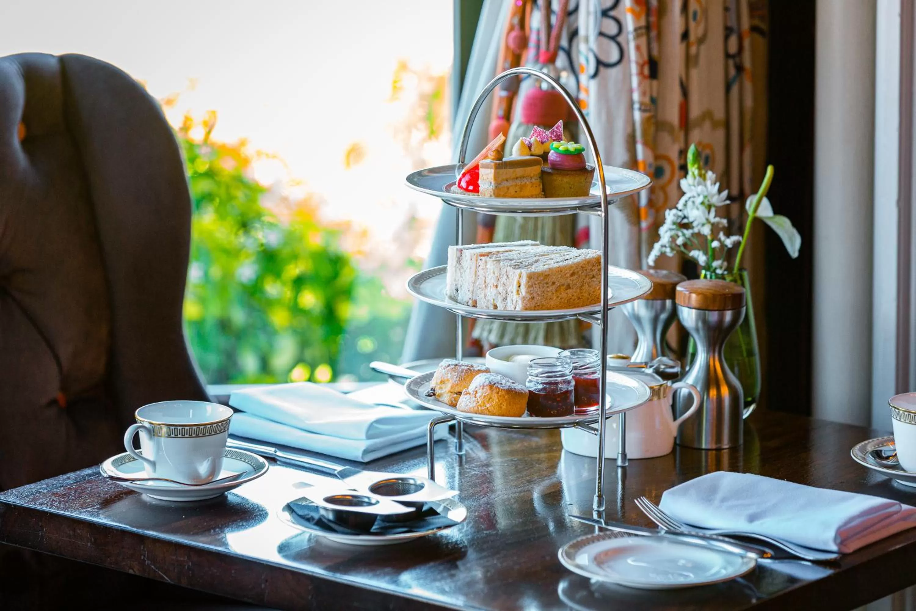 Food and drinks in Thornton Hall Hotel & Spa