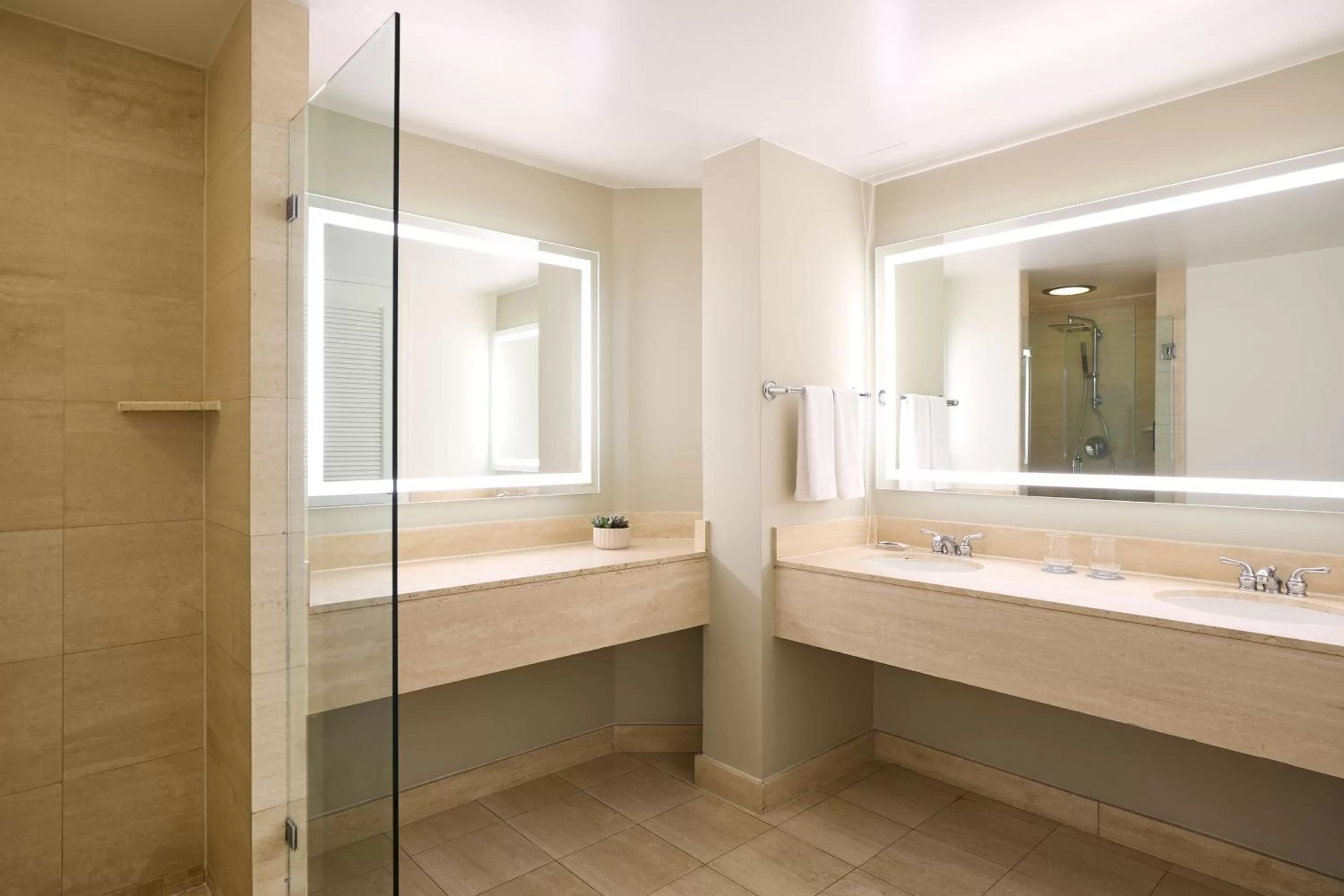 Bathroom in The Westin Los Angeles Airport