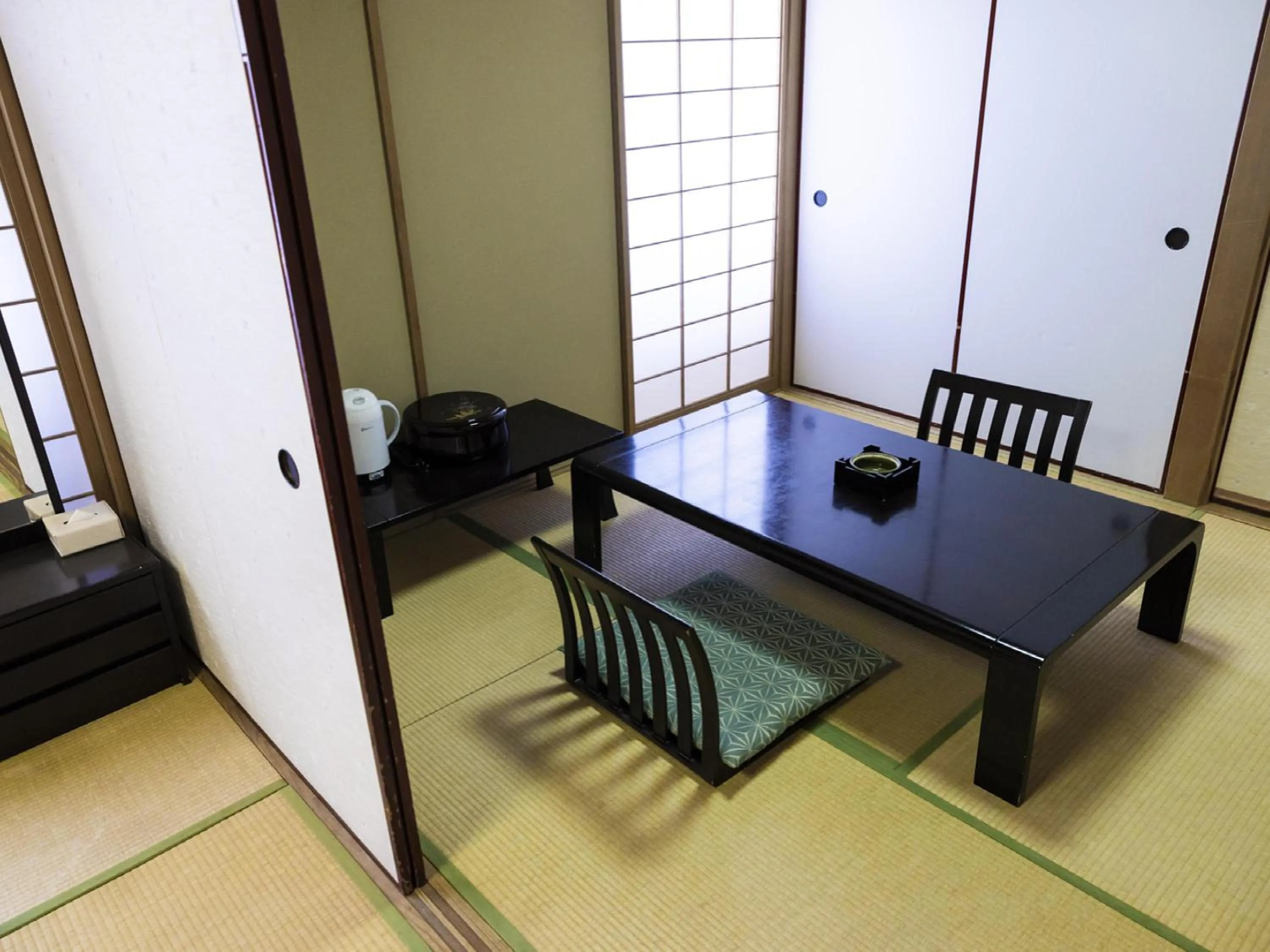 Photo of the whole room in Ariston Hotel Kobe