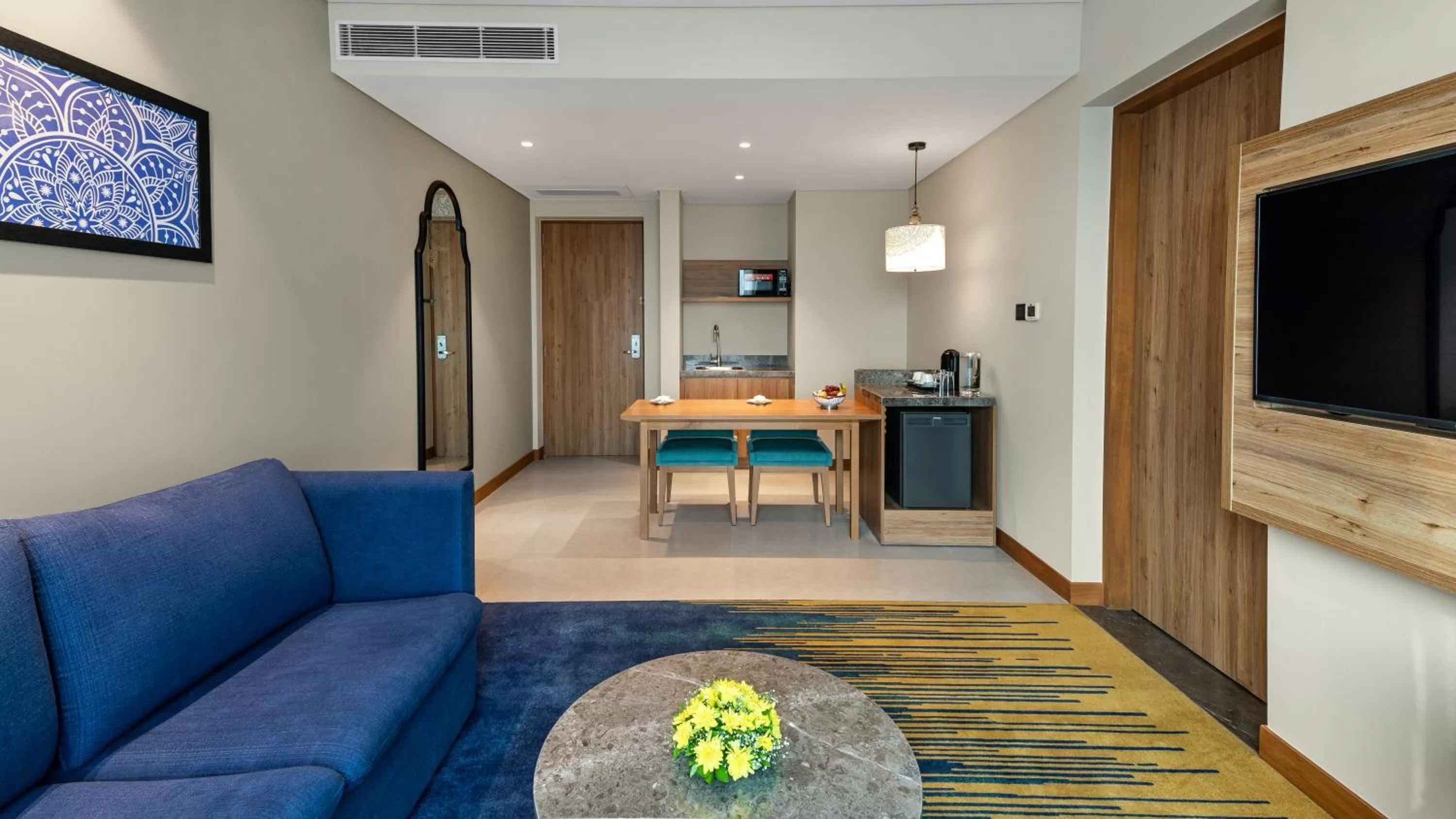 Living room in Grand Mercure Ahmedabad GIFT City - An Accor Hotels Brand