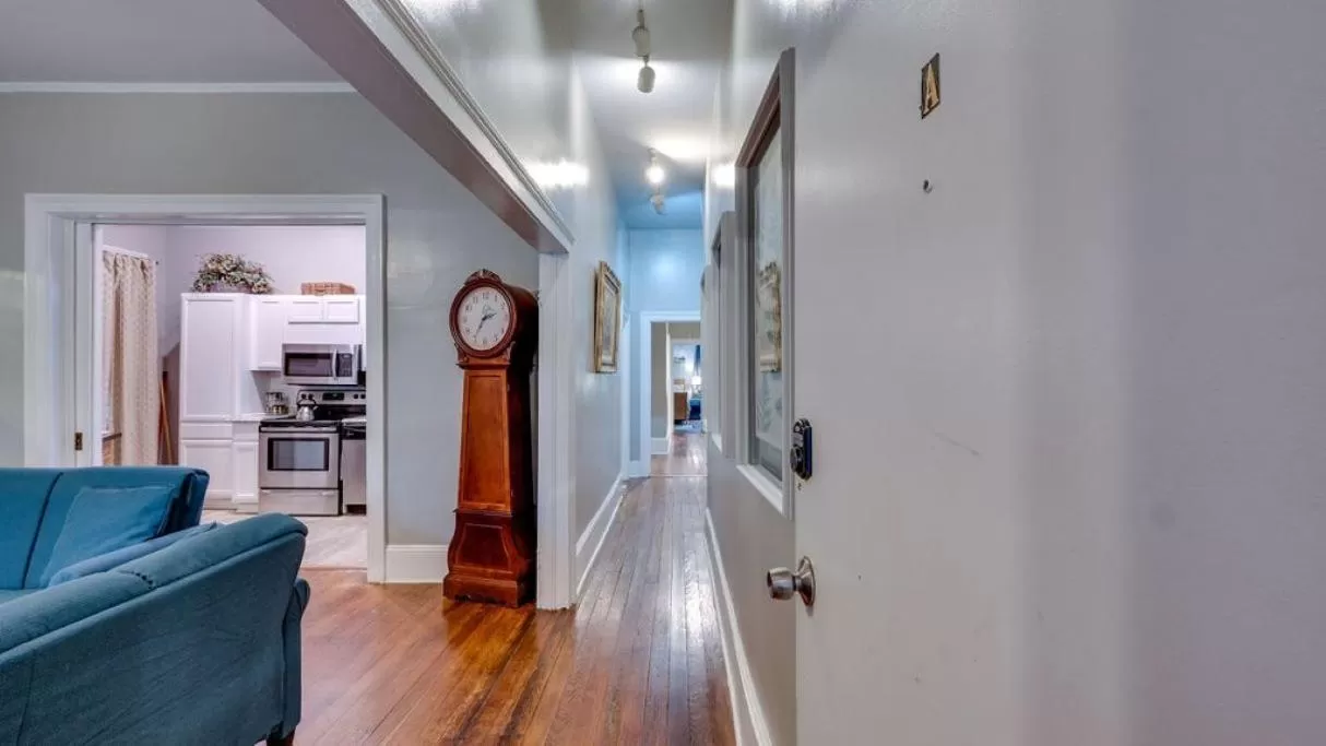 Facade/entrance in Comfortable Escape in Historic Downtown Savannah