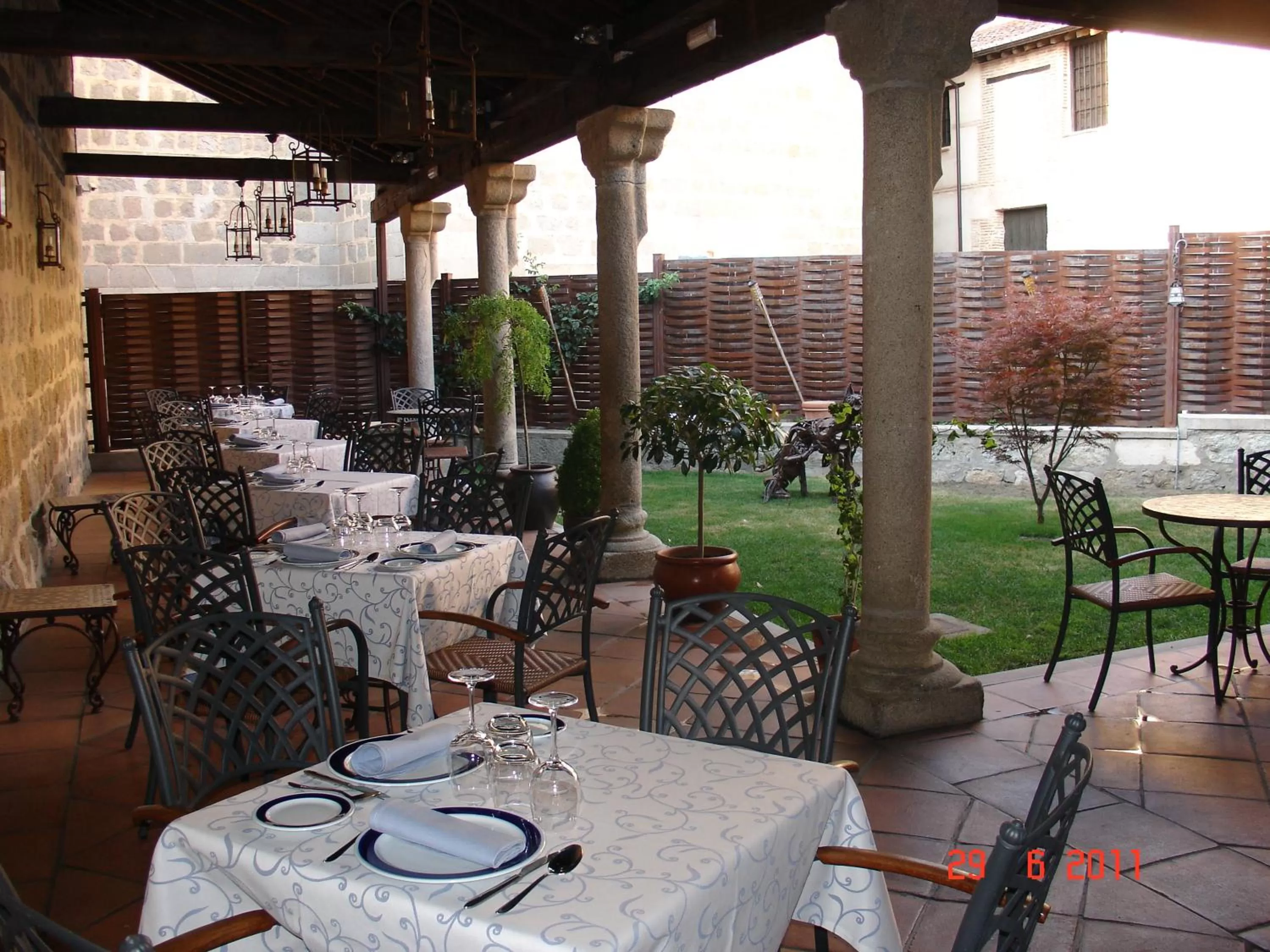Restaurant/places to eat in Hotel Las Cancelas