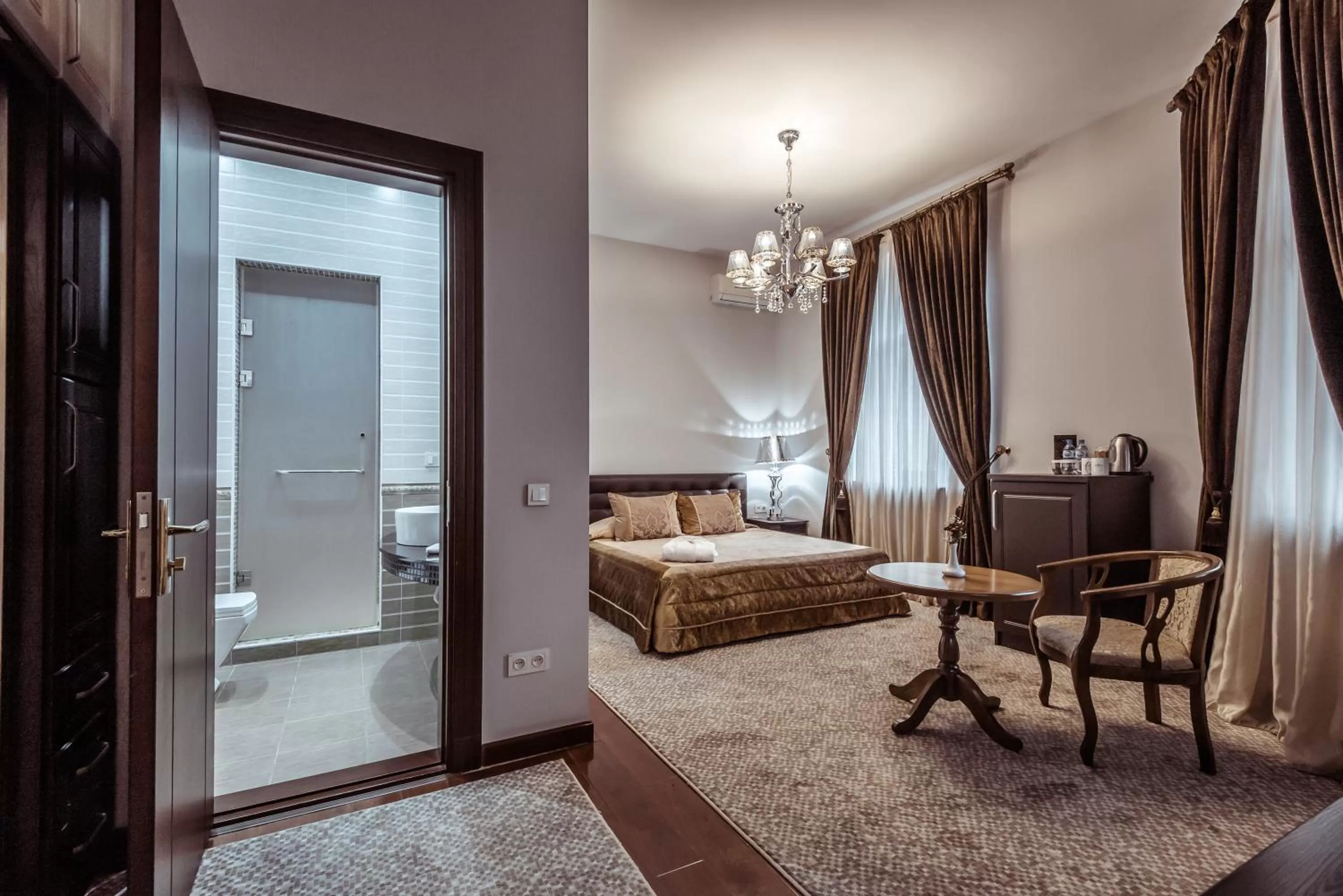 Bathroom, Bed in Ichan Qal'a Premium Class Hotel