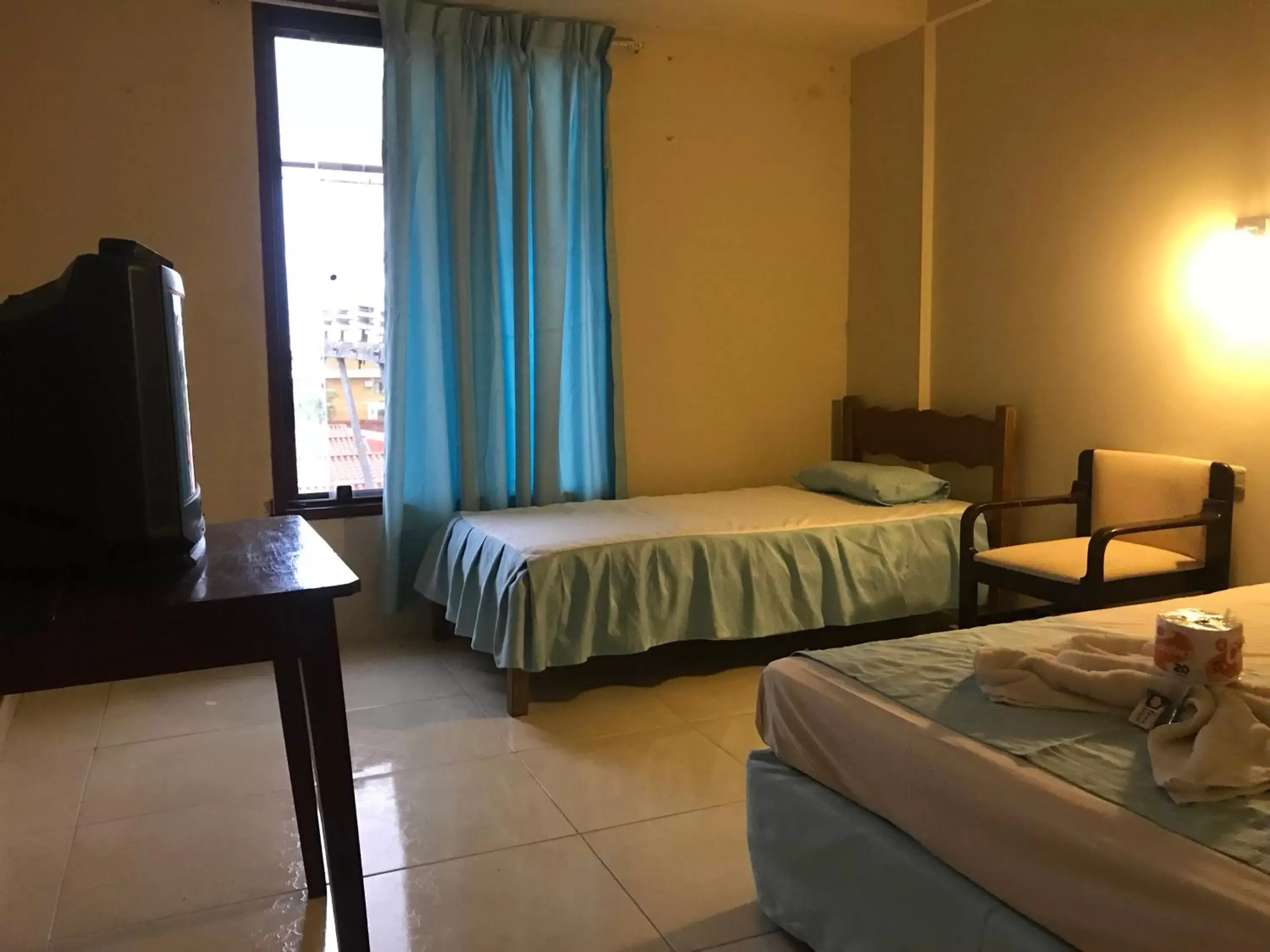 Budget Twin Room in Hotel Viru Viru II Budget Twin Room in Hotel Viru Viru II