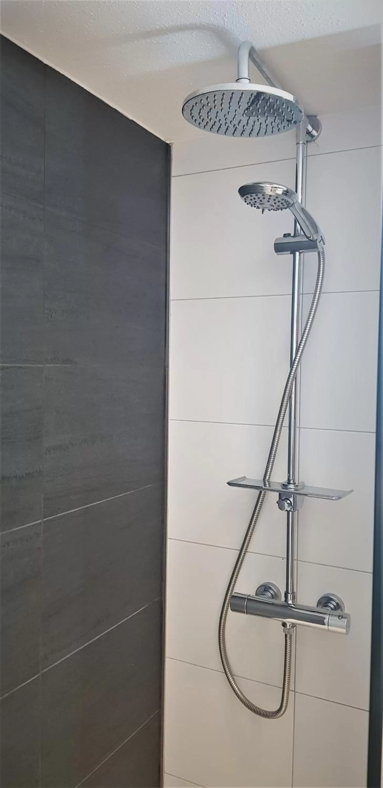 Shower in ACHAT Hotel Frankfurt Maintal