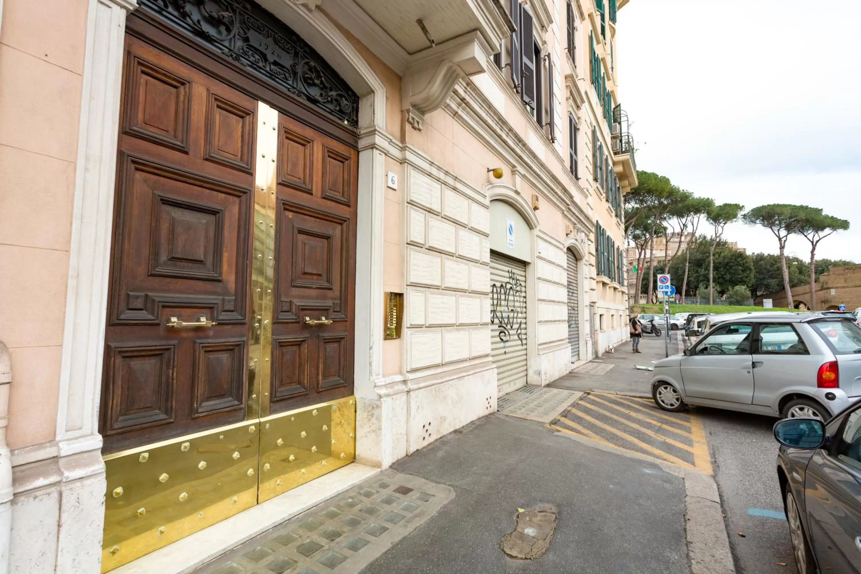 Property building in BQ House Castello Luxury Rooms