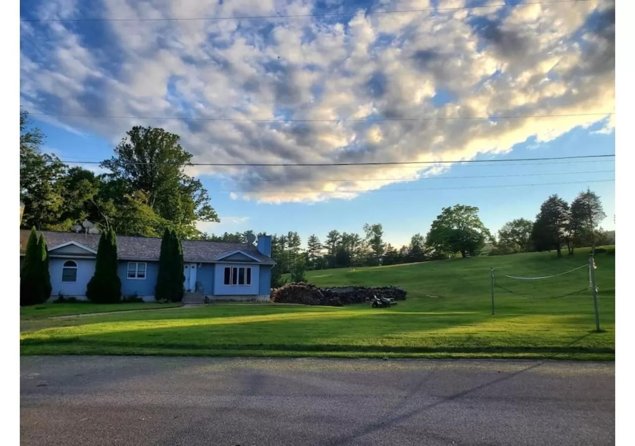 Spring in Glenwood Inn - Stroudsburg