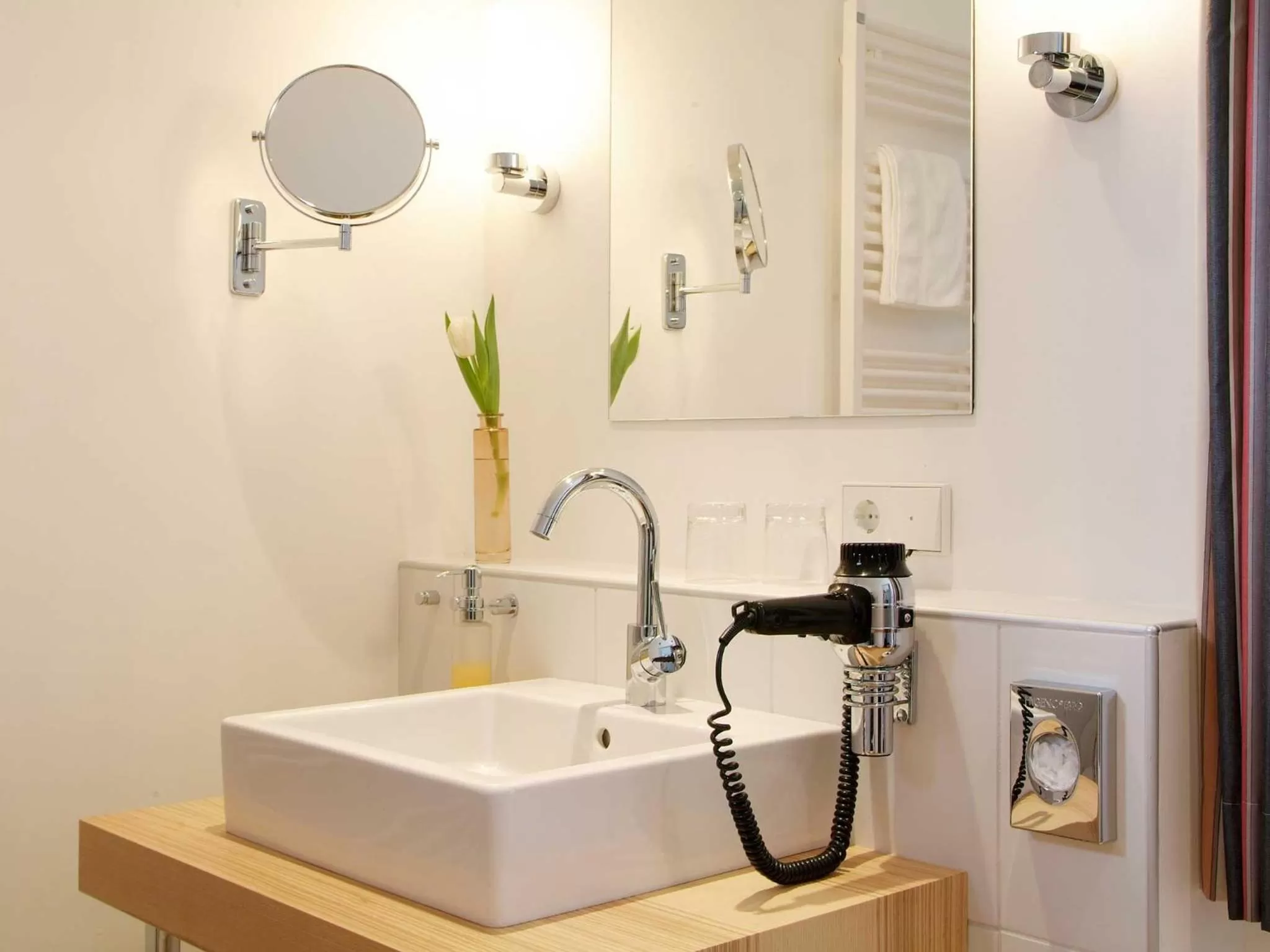 Shower in Parkhotel Wolfsburg