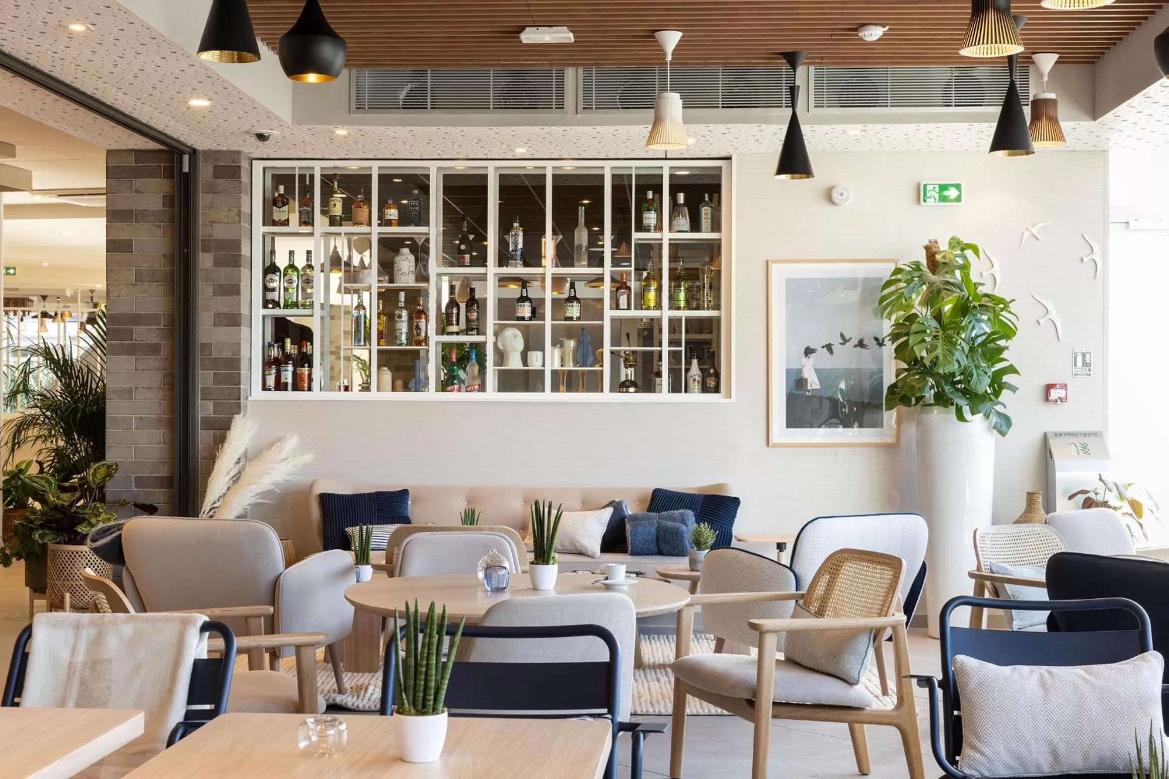 Restaurant/places to eat in Hilton Garden Inn Le Havre Centre