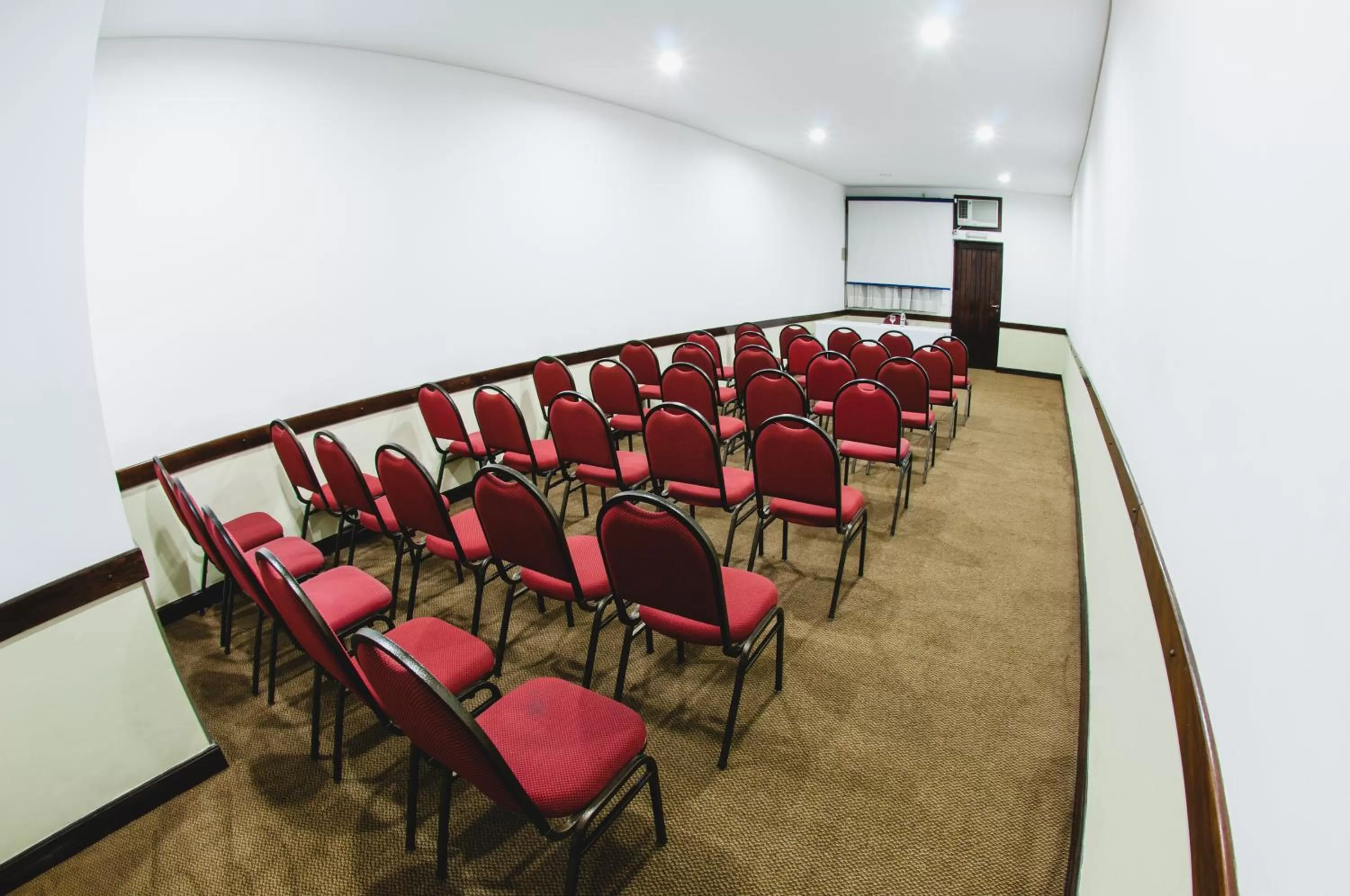 Business facilities in Hotel Aladdin