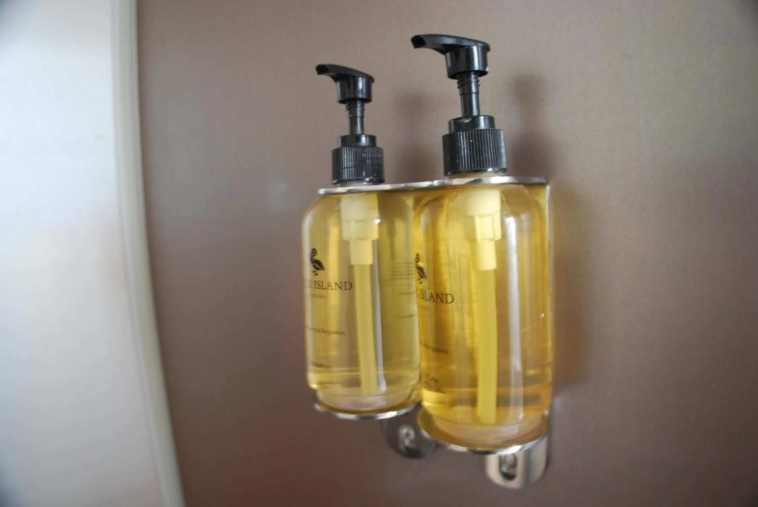 Bathroom in The Salisbury Hotel