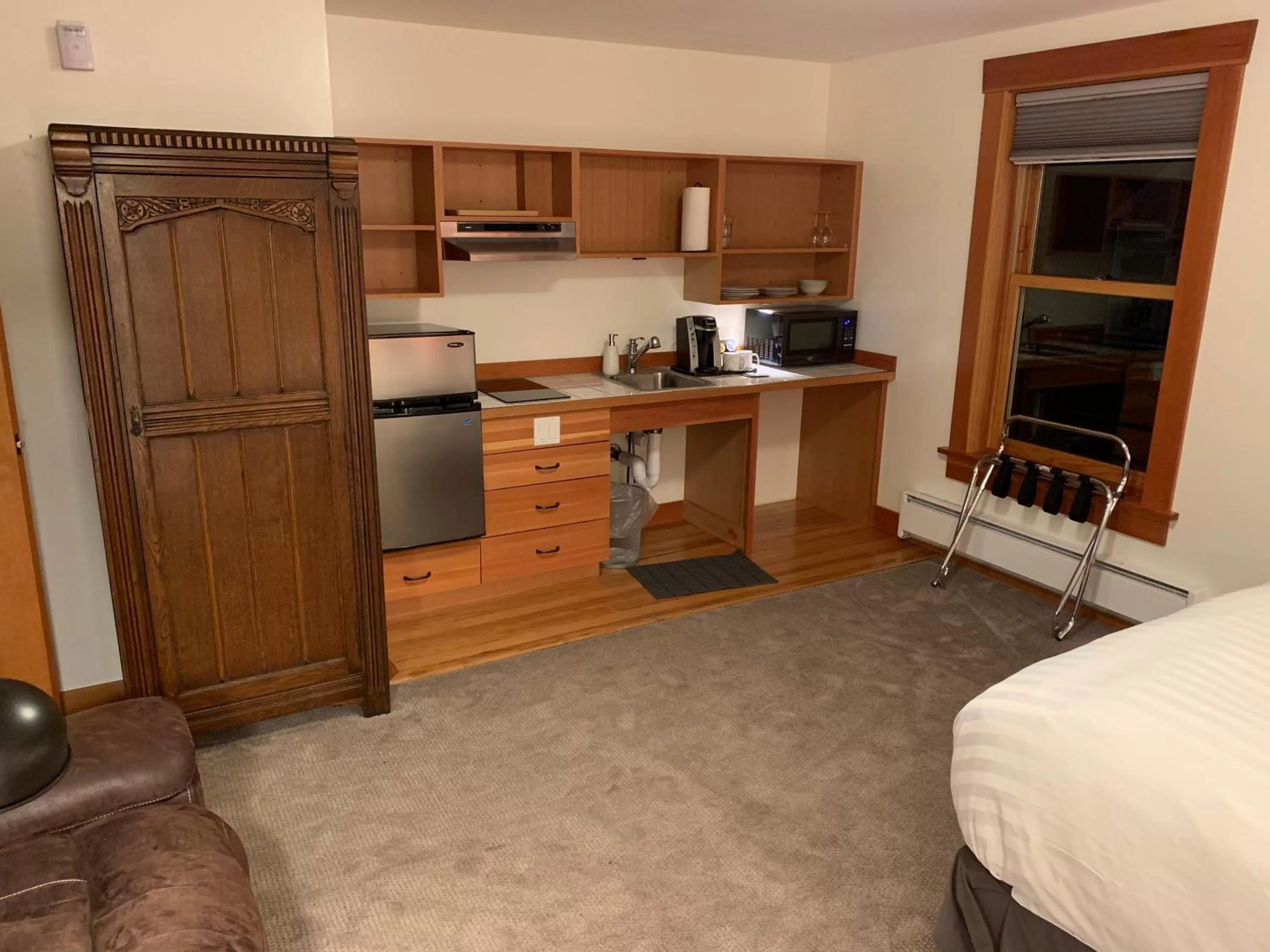 Coffee/tea facilities in Inn At Creek Street