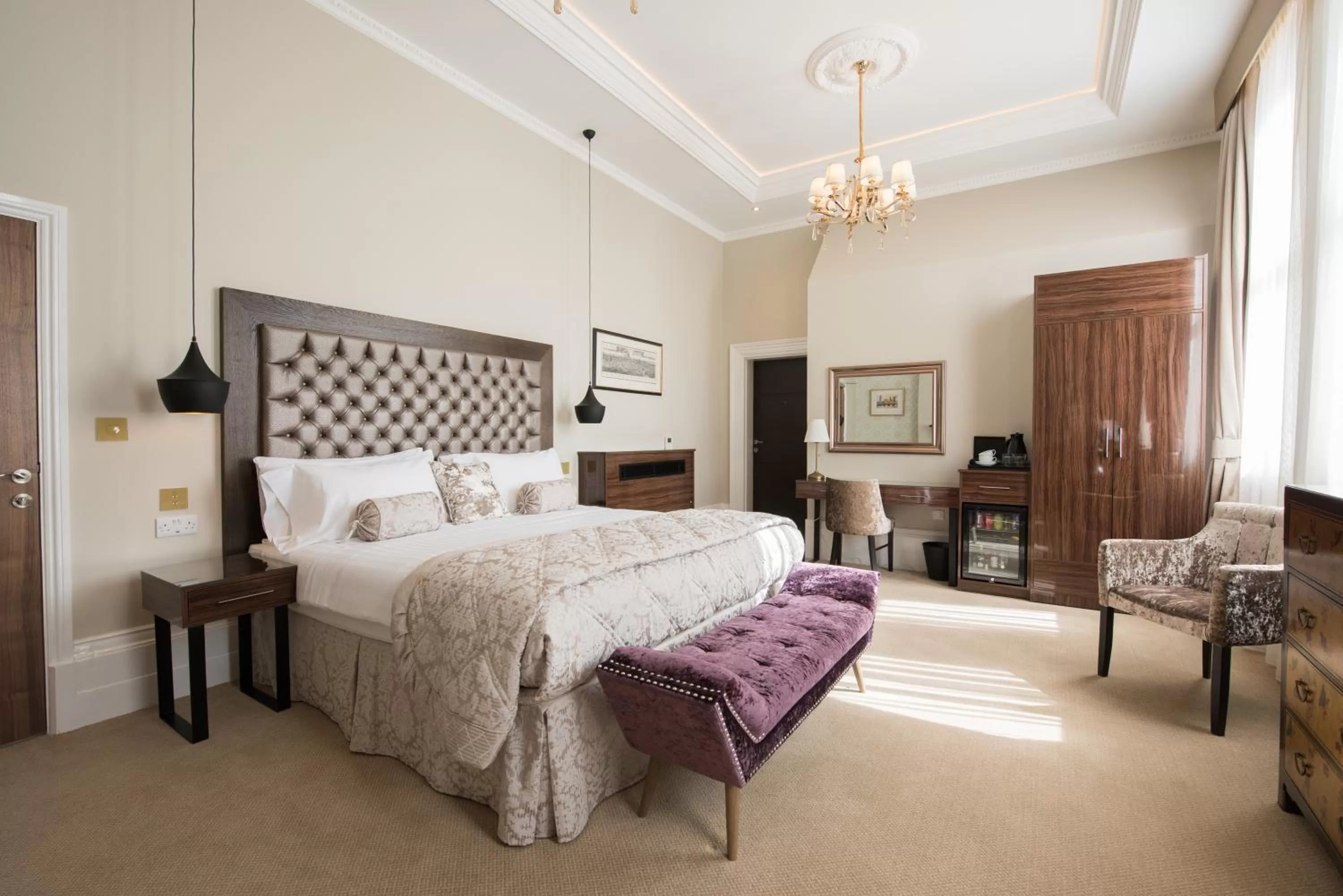 Photo of the whole room, Bed in The Lansbury Heritage Hotel By Sunday - Canary Wharf London