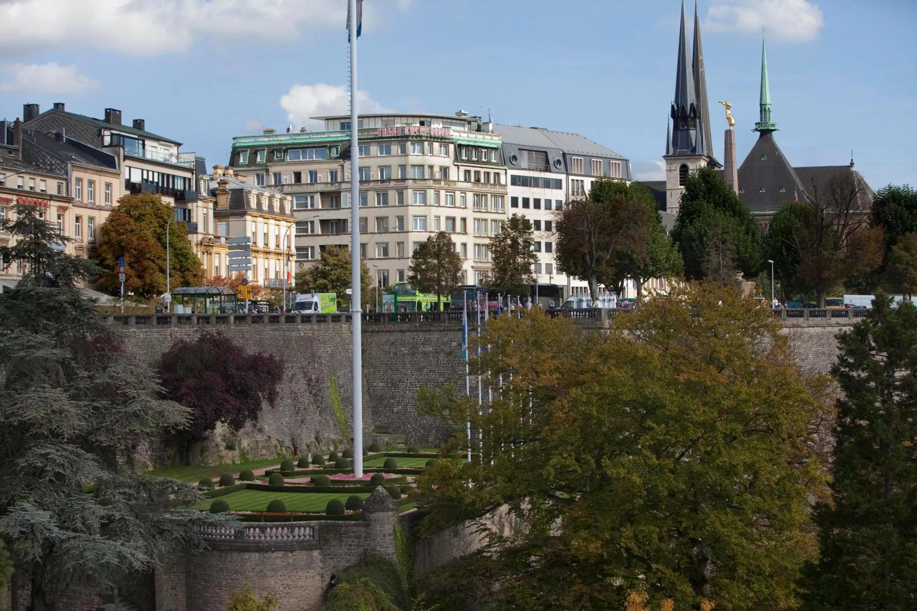 Facade/entrance in Grand Hotel Cravat