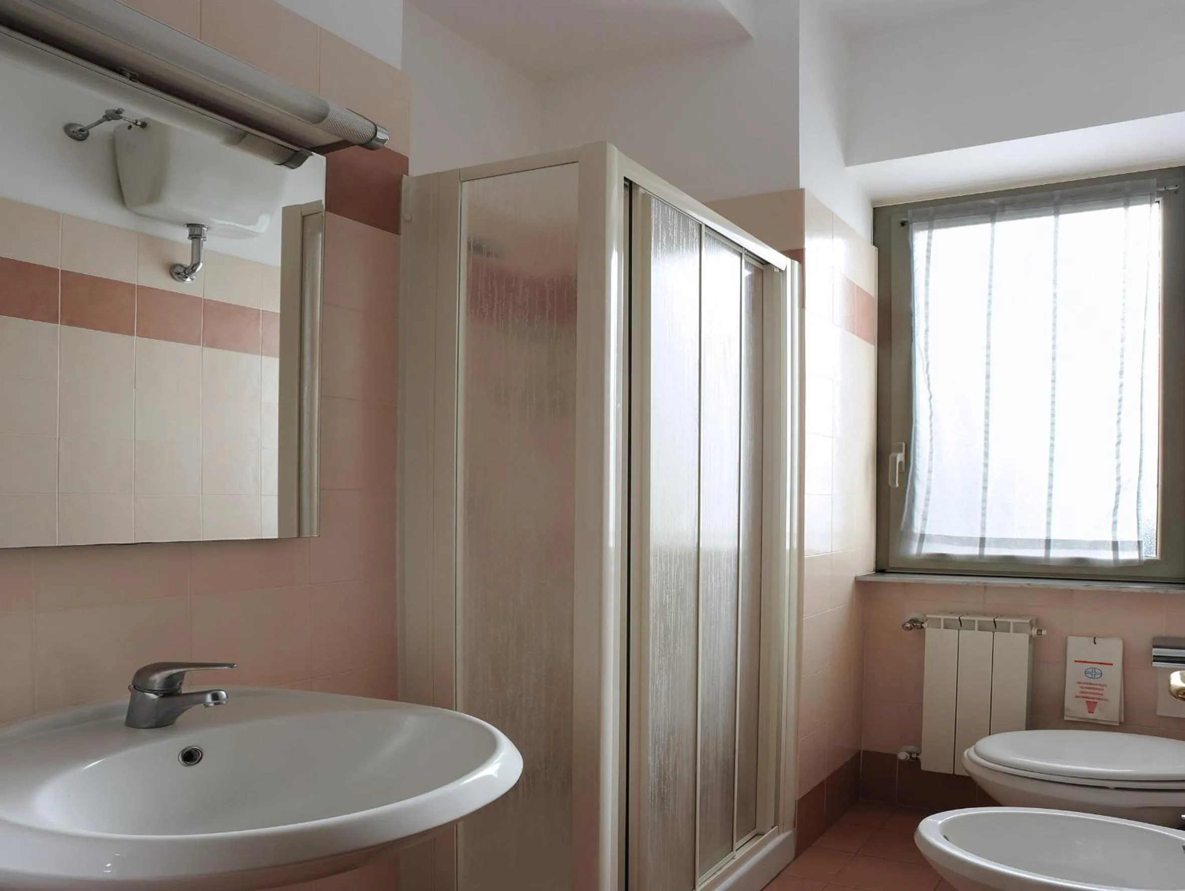 Bathroom in Tuscia Hotel