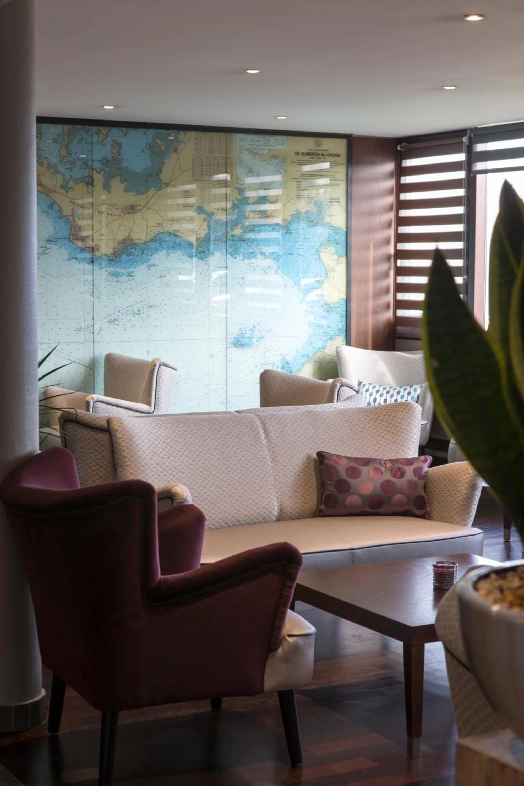 Lounge or bar in Hotel Mercure Rennes Cesson