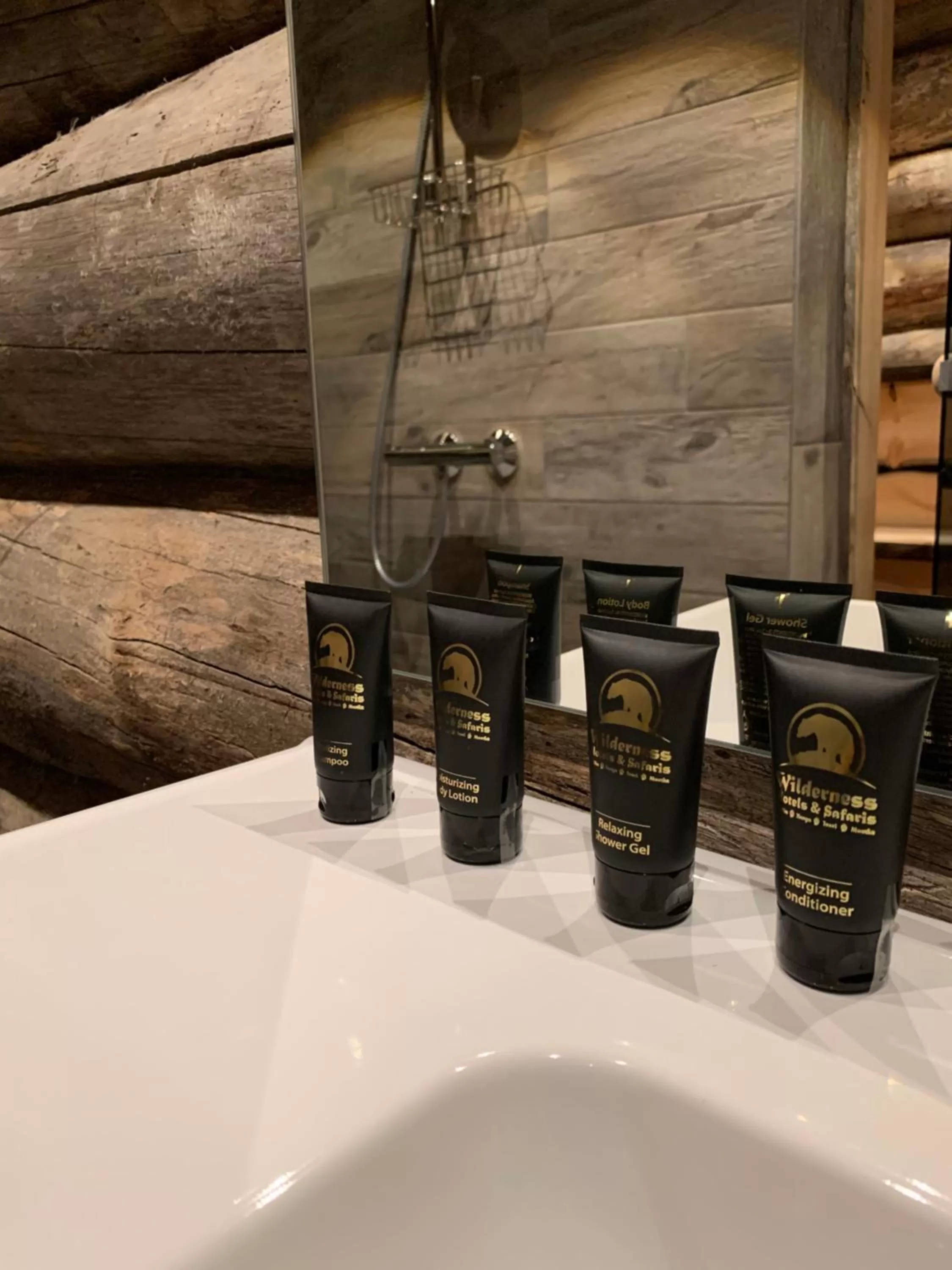 Bathroom in Wilderness Hotel Nangu & Igloos