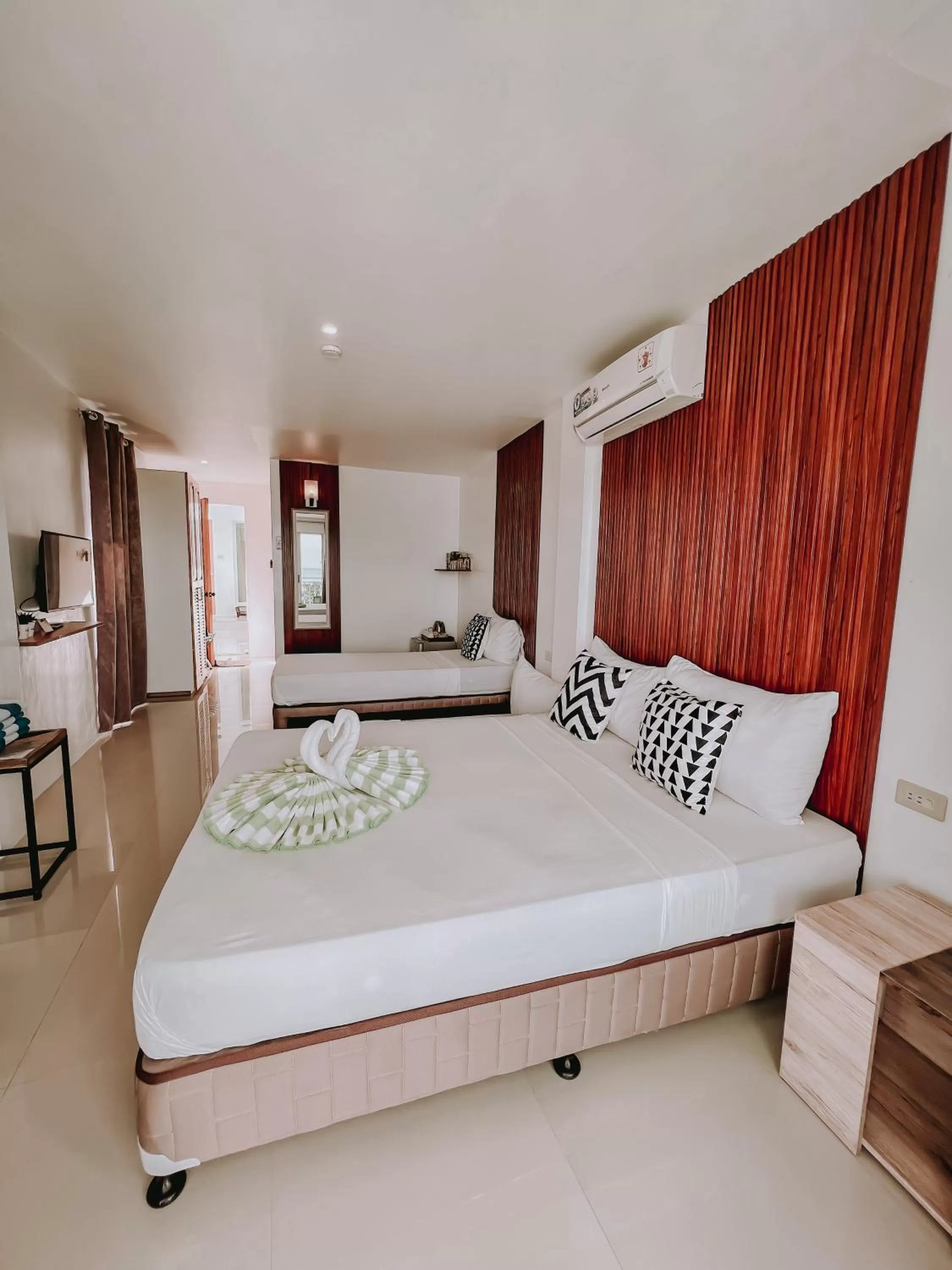 Photo of the whole room, Bed in A Villas Resort & Restaurant