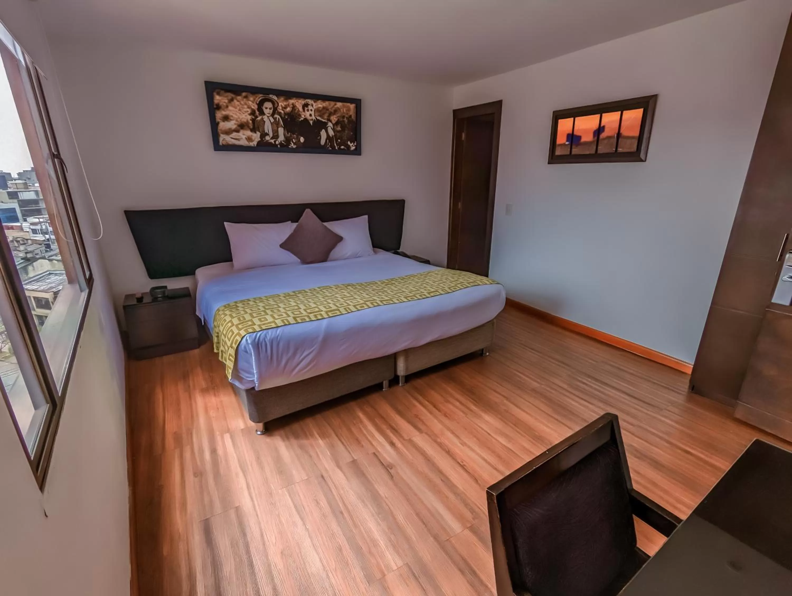 Bed in Hotel Charlotte Suite 26