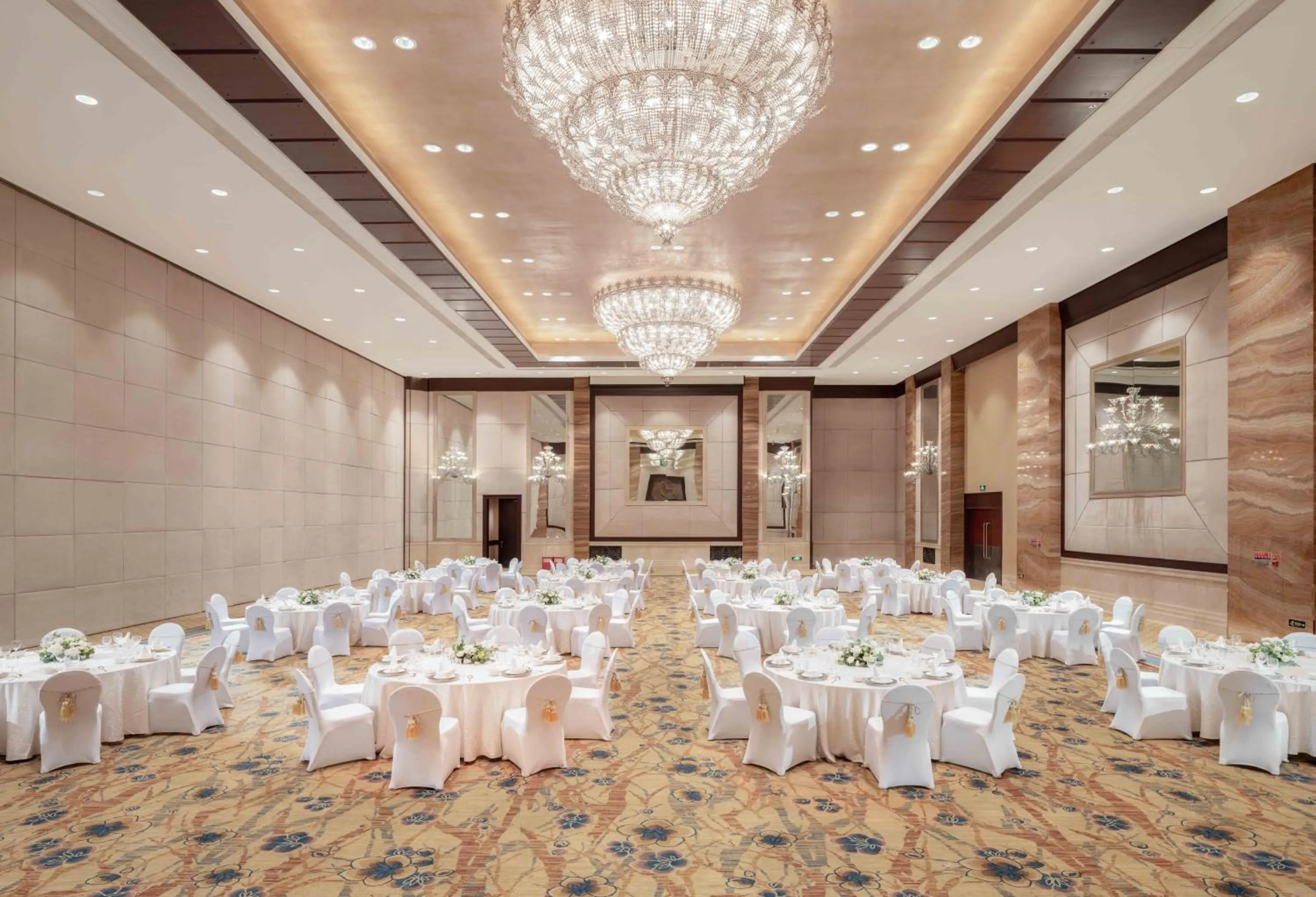 wedding in Shangri-La Xian