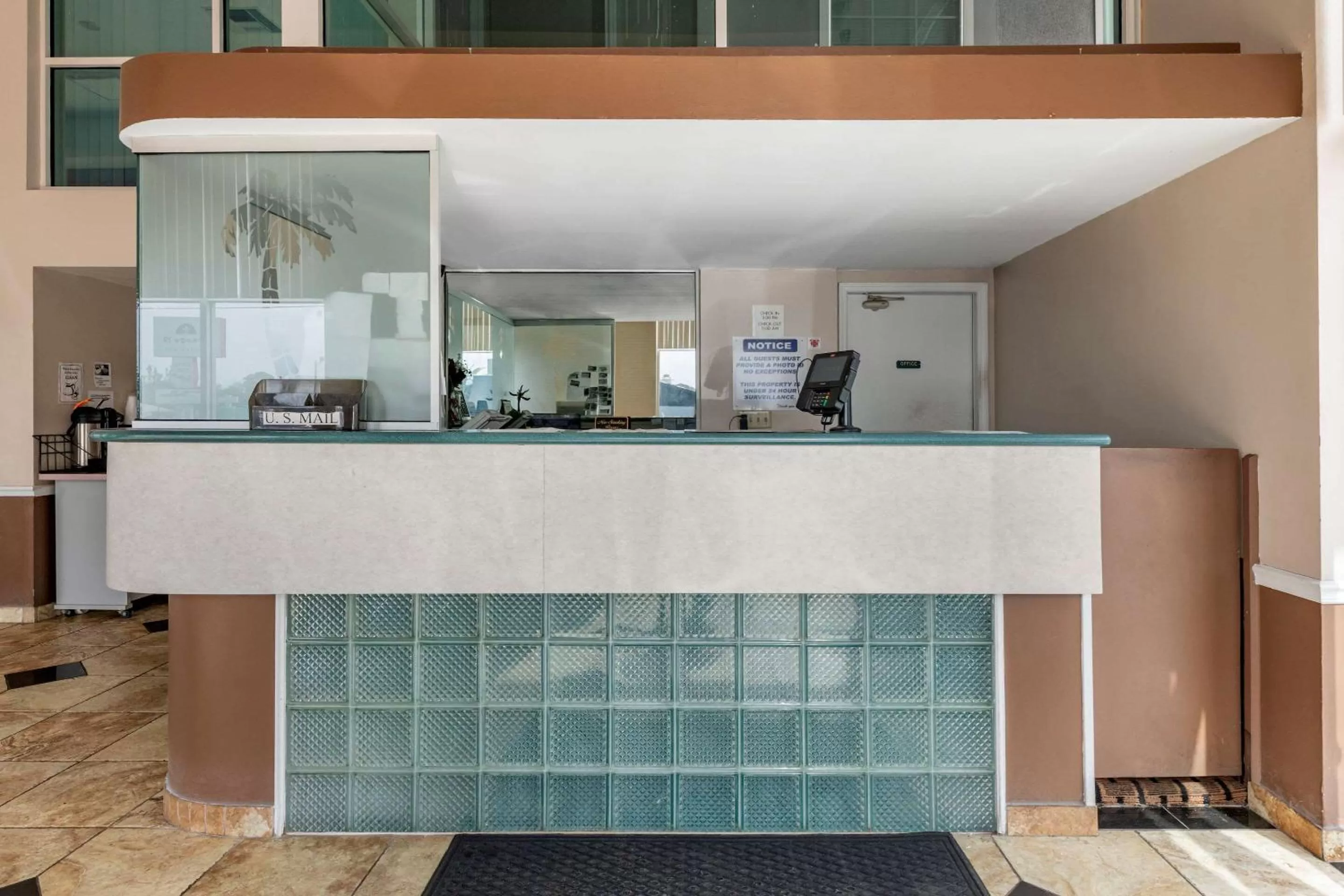 Lobby or reception in Rodeway Inn New Port Richey