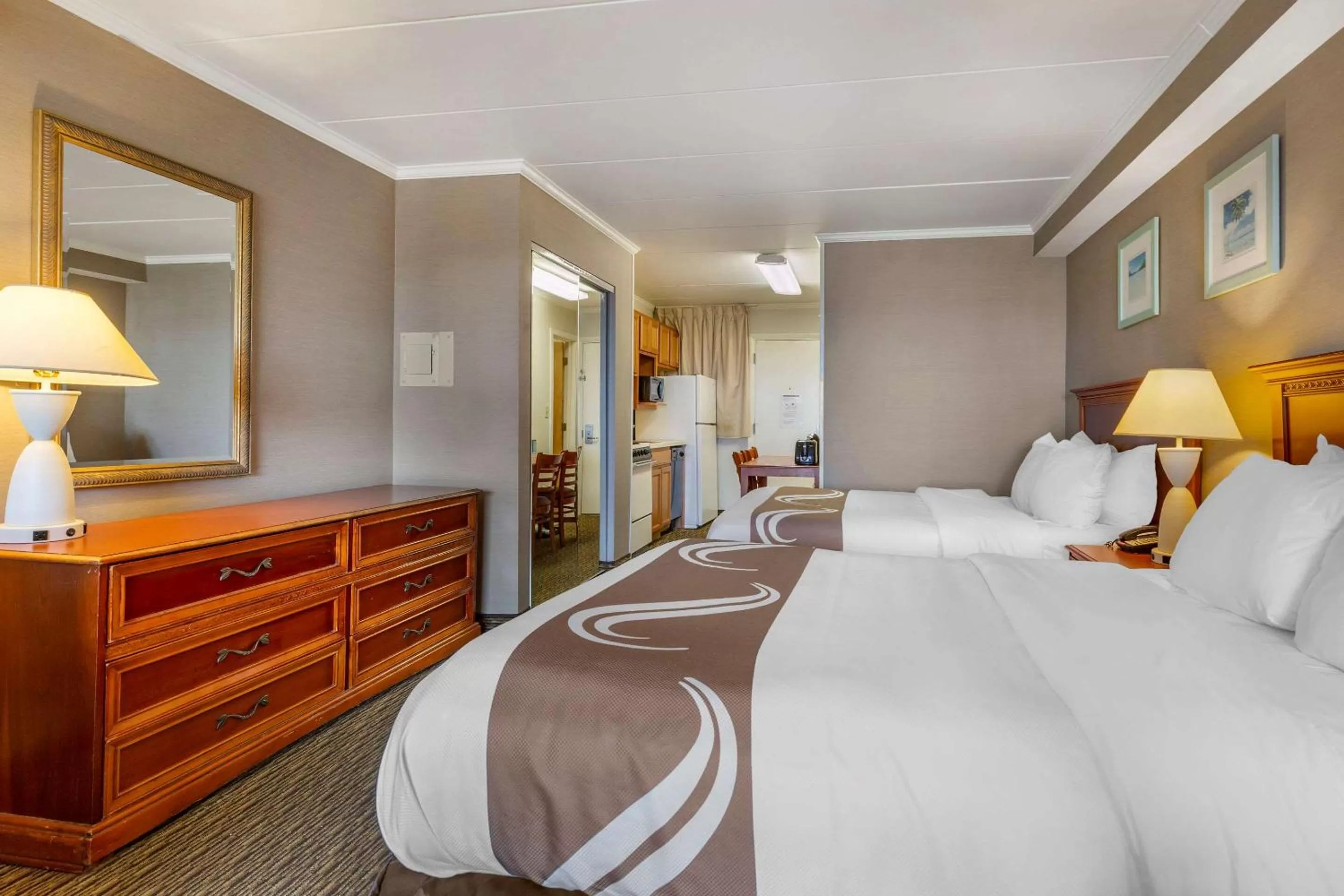 Photo of the whole room, Bed in Quality Inn Boardwalk