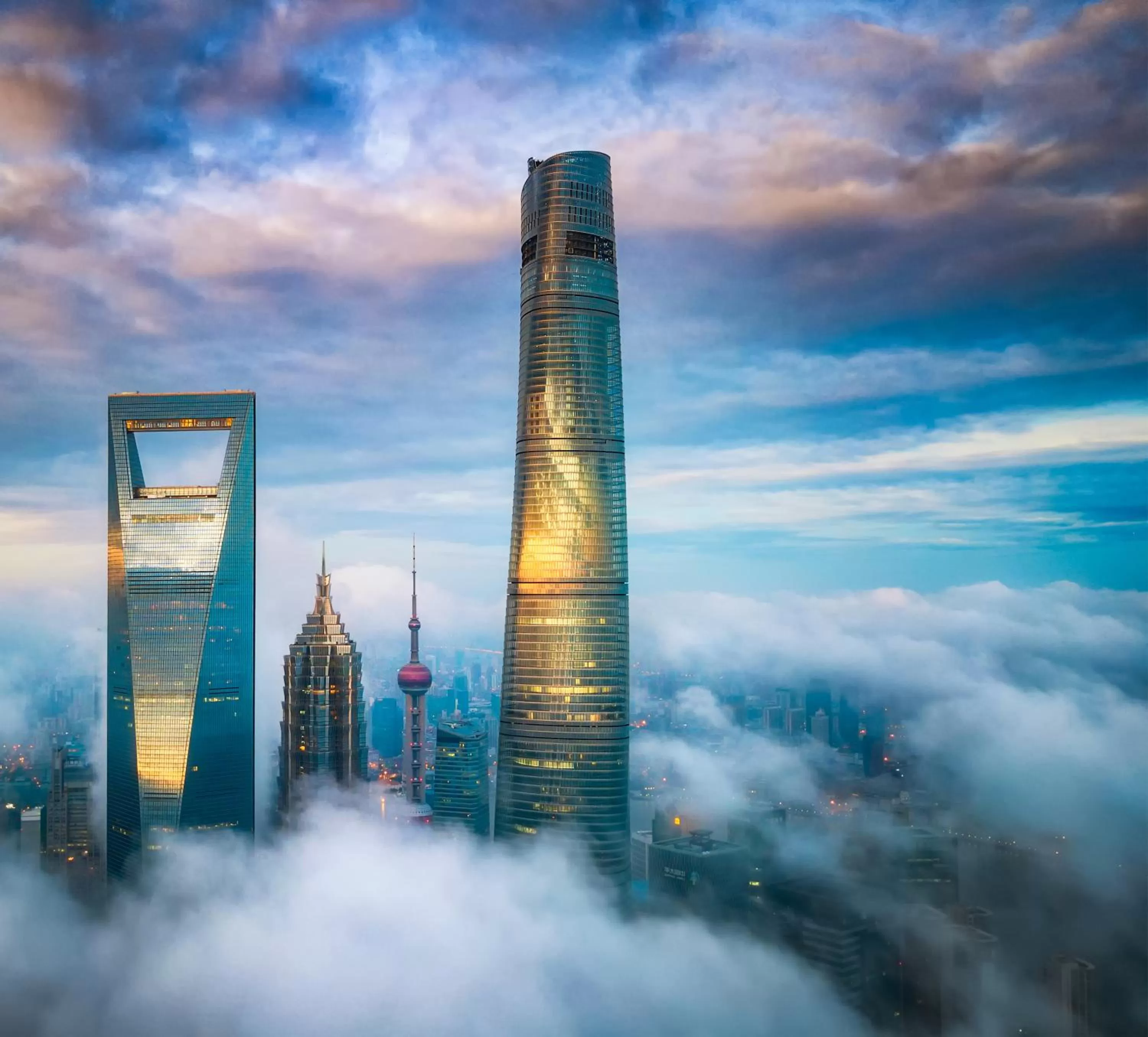 J Hotel, Shanghai Tower - Above All Else, Overlooking the Bund