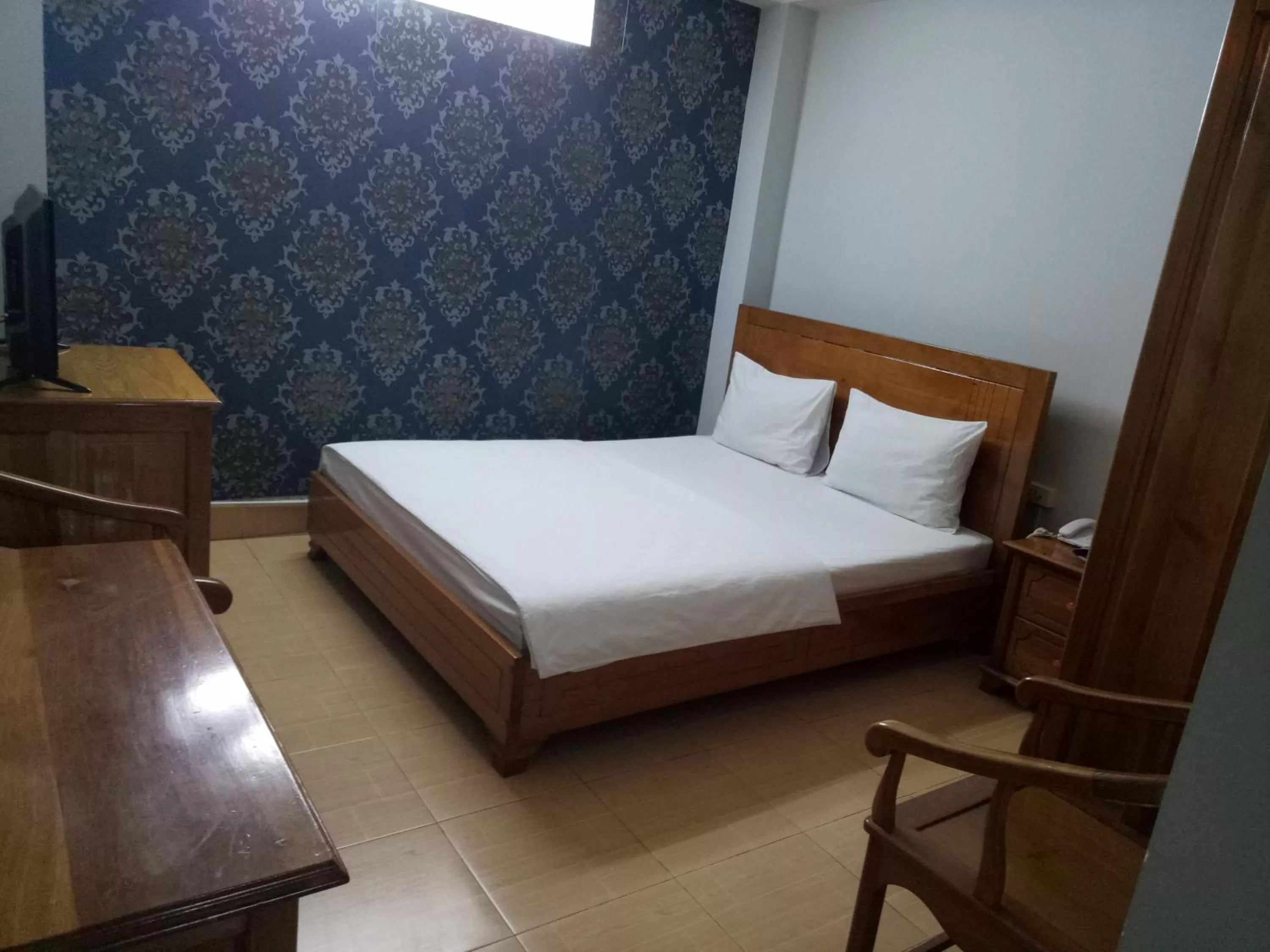 Khách sạn Phú An