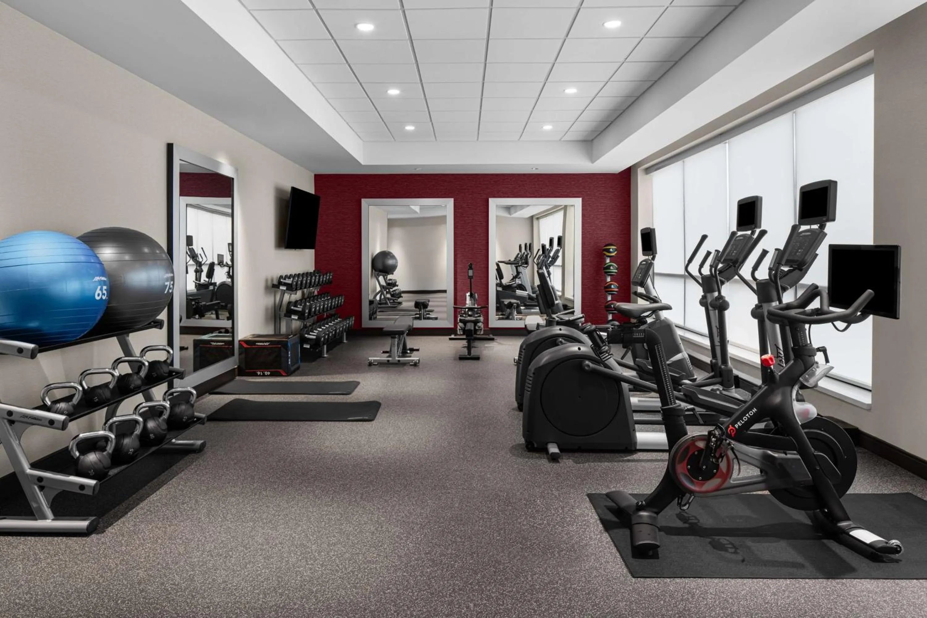 Fitness centre/facilities in Home2 Suites By Hilton Hobbs