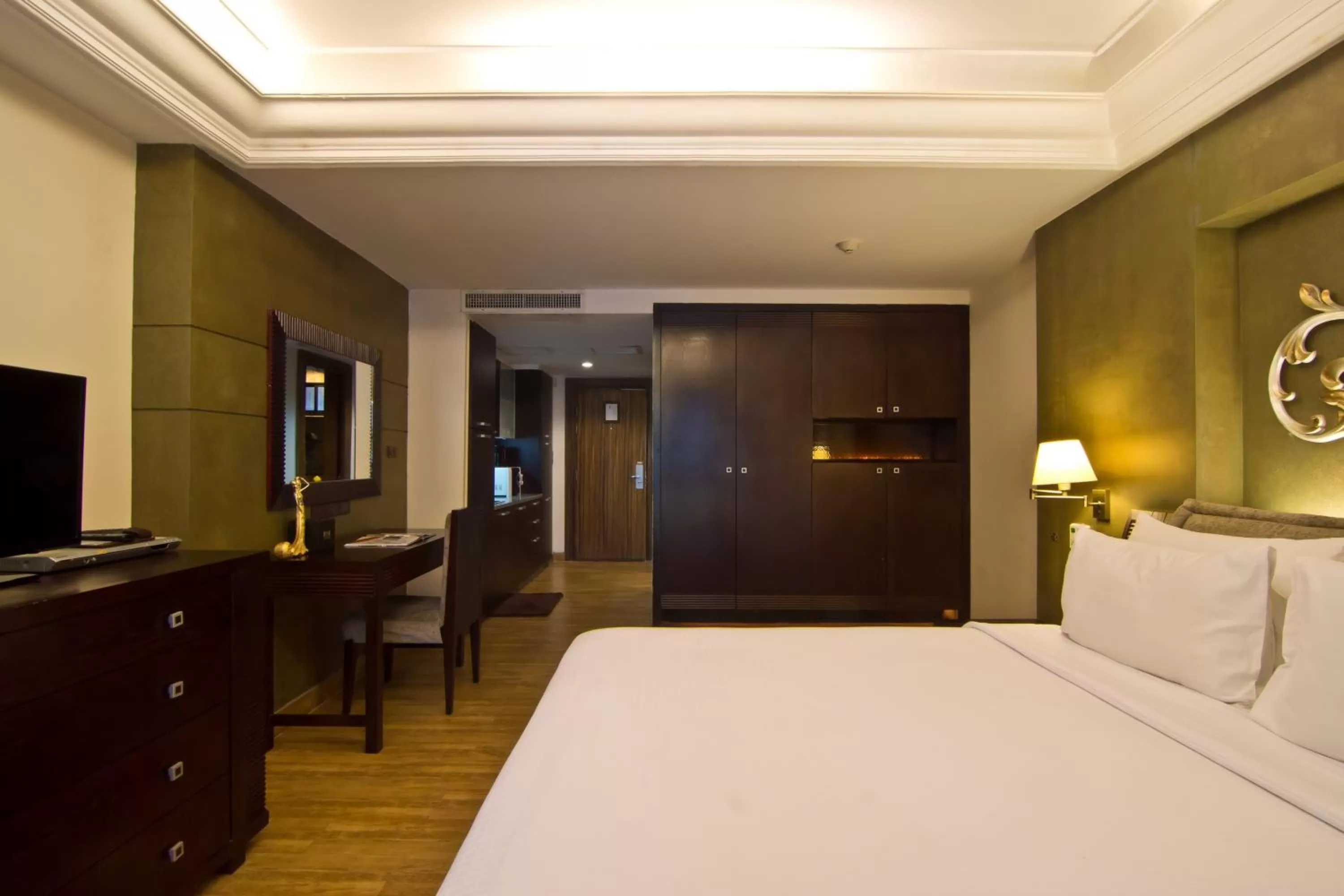 TV and multimedia, Bed in LK Mantra Pura Resort