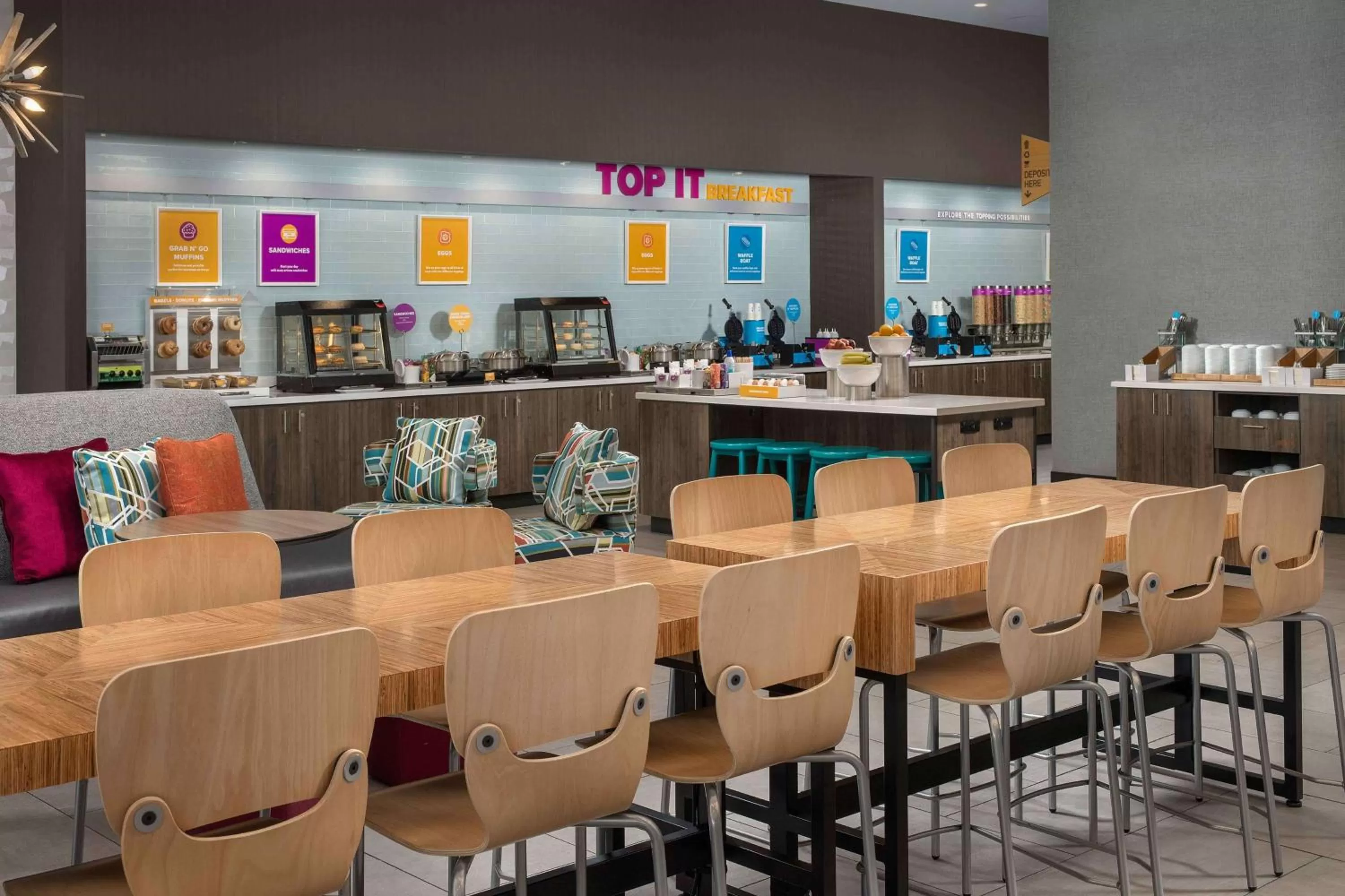 Breakfast in Tru By Hilton Nashville Downtown Convention Center