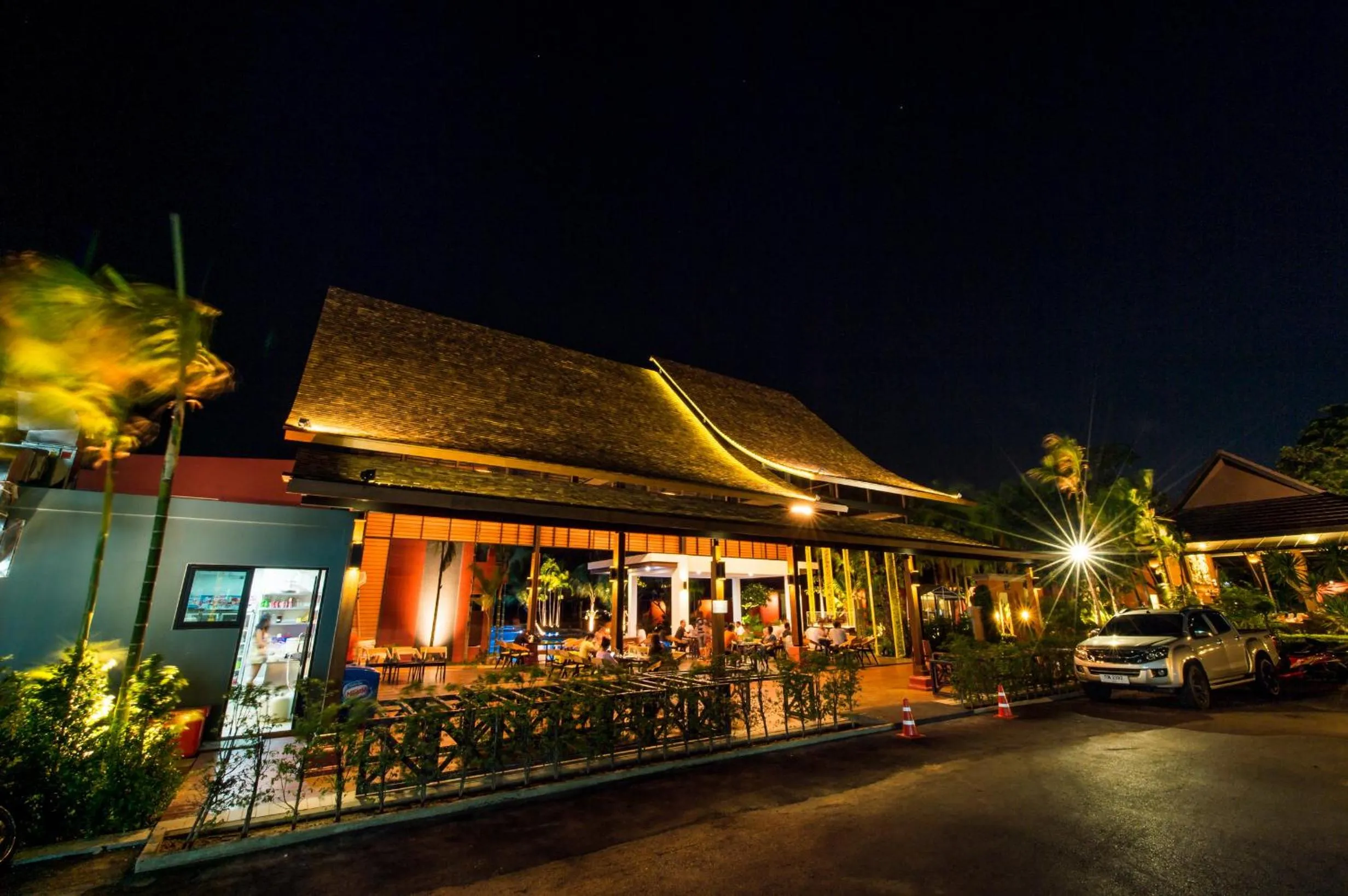 Restaurant/places to eat in Mai Morn Resort SHA Plus