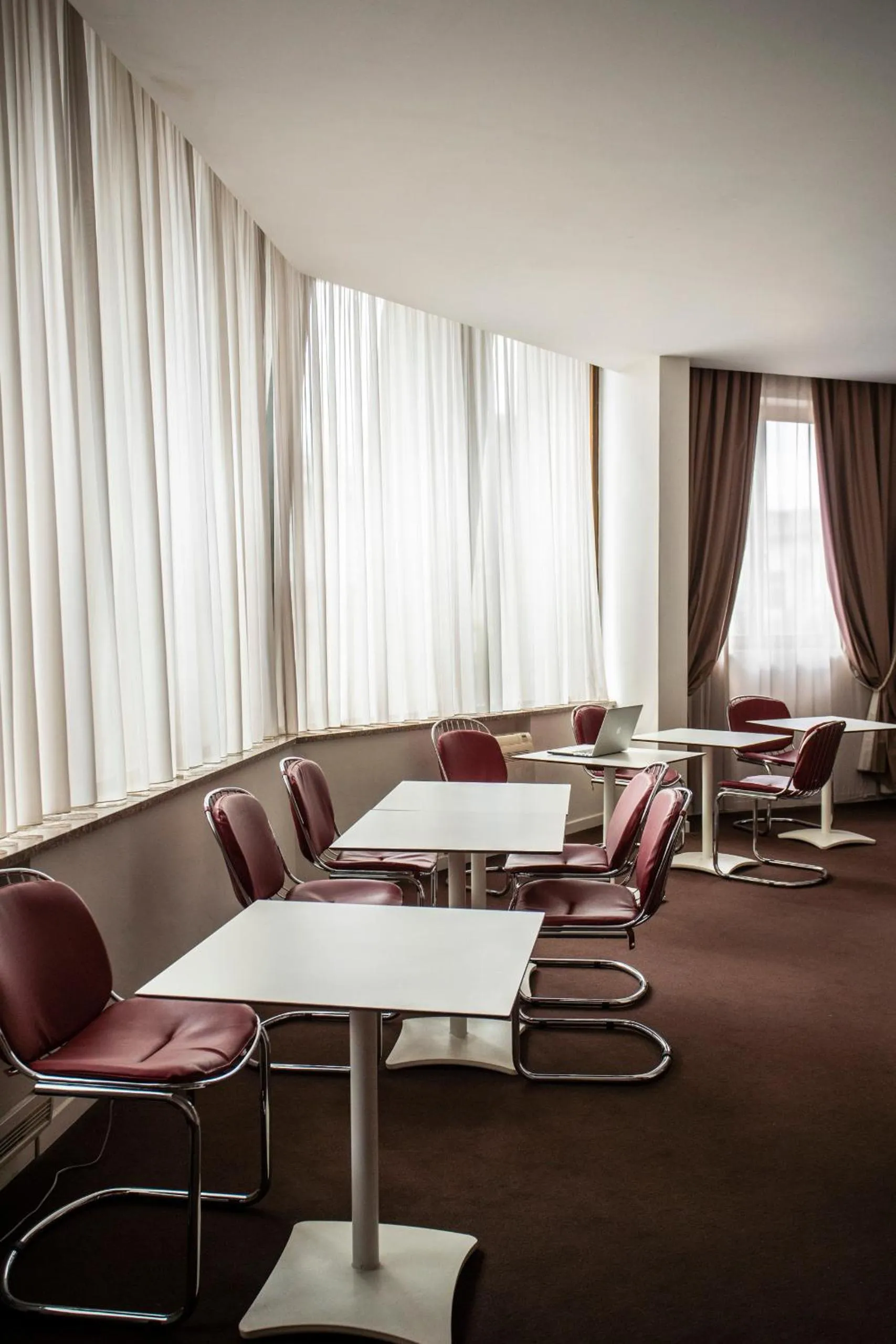 Seating area in Hotel Delta