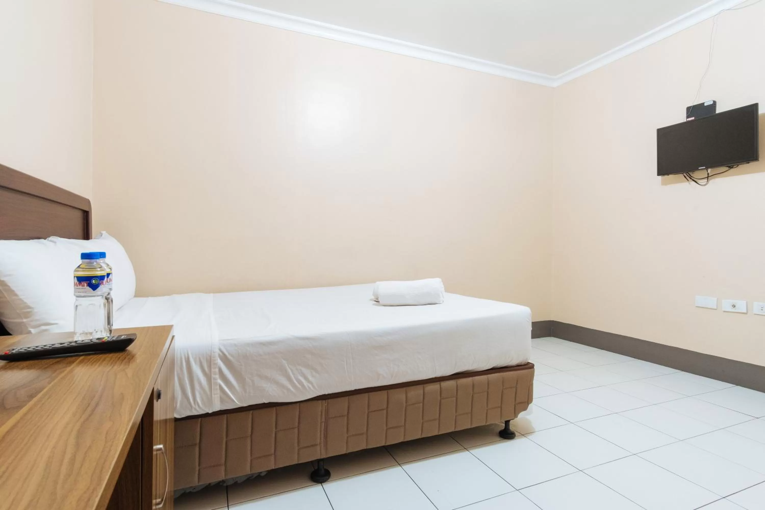 TV and multimedia, Bed in Dechmark Hotel