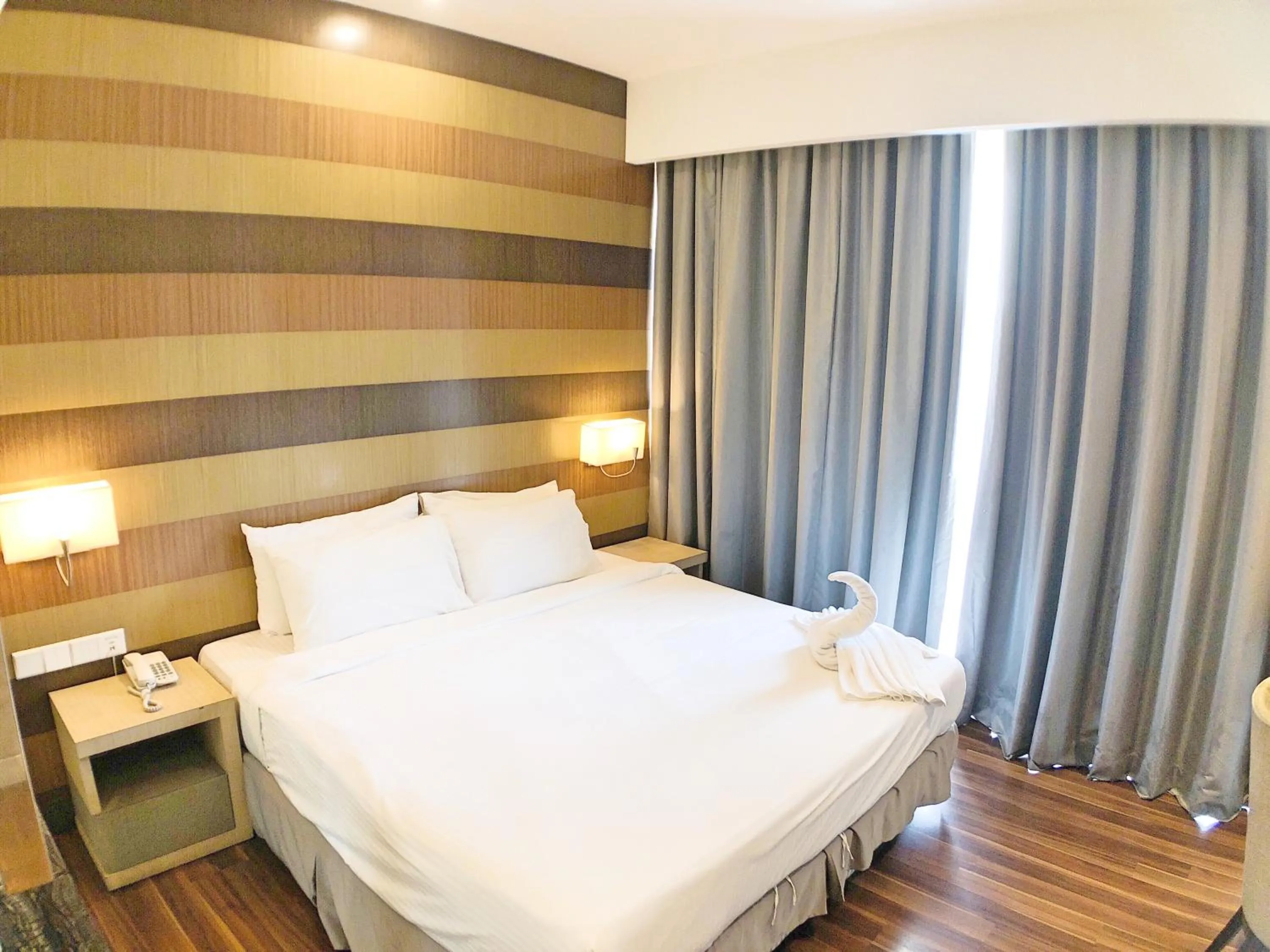 Bed in Greystone D' Majestic Place