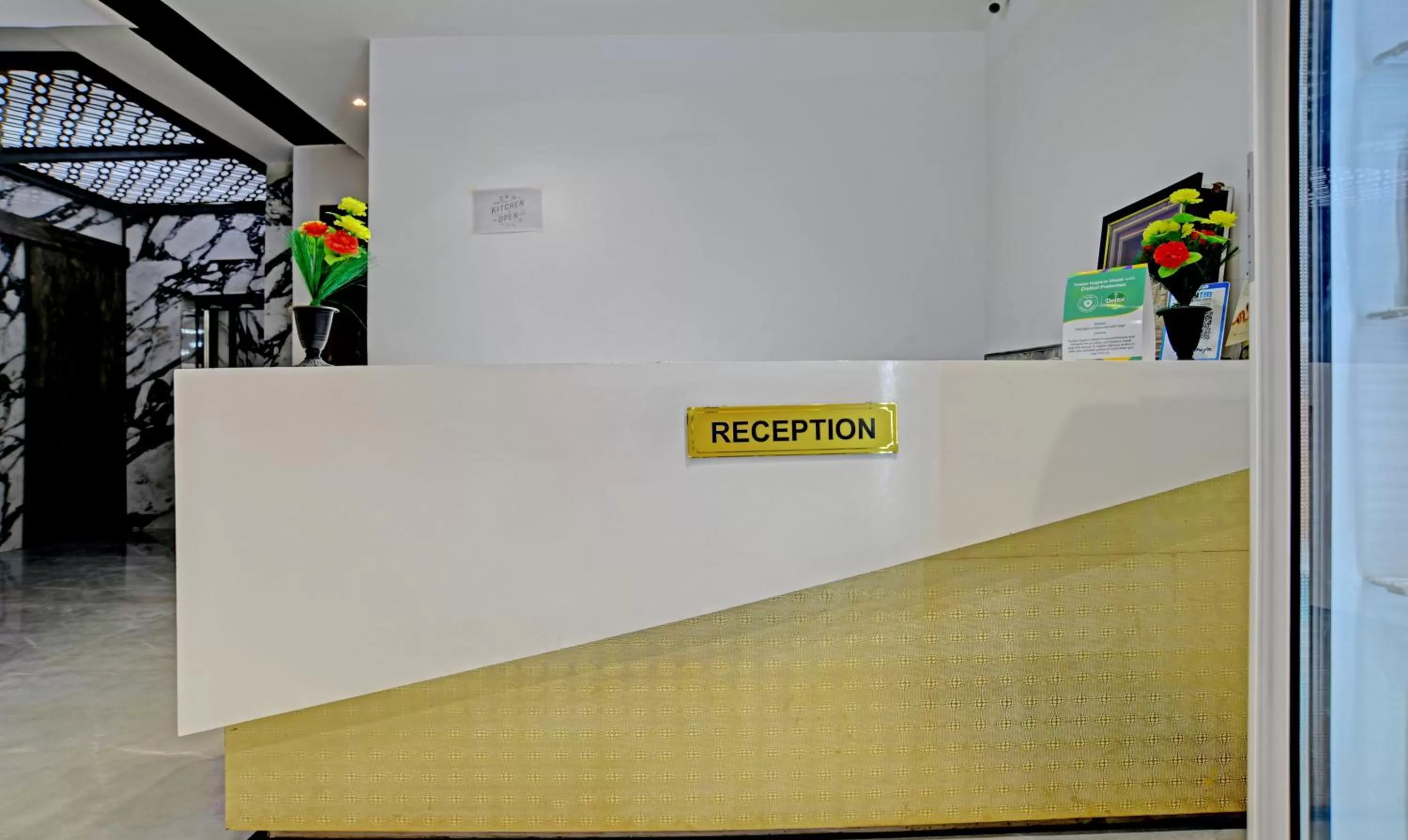 Lobby/Reception in Treebo Trend Shiv Chhaya Vijay Nagar