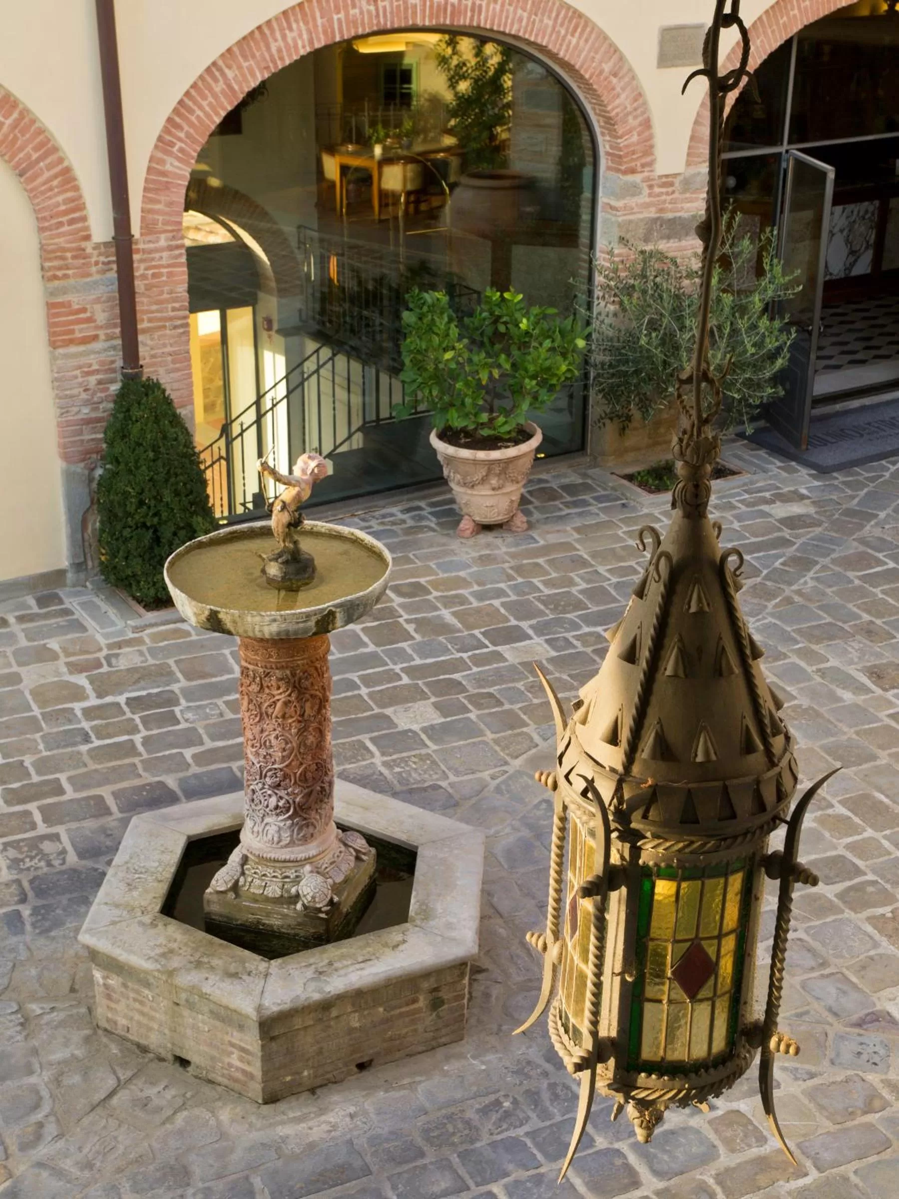 Decorative detail in Hotel Mulino di Firenze - WorldHotels Crafted