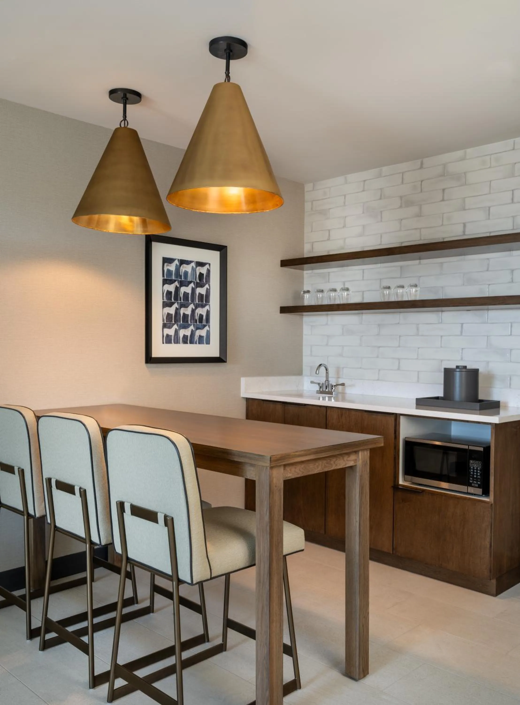 Kitchen or kitchenette in Delta Hotels by Marriott Wichita Falls Convention Center