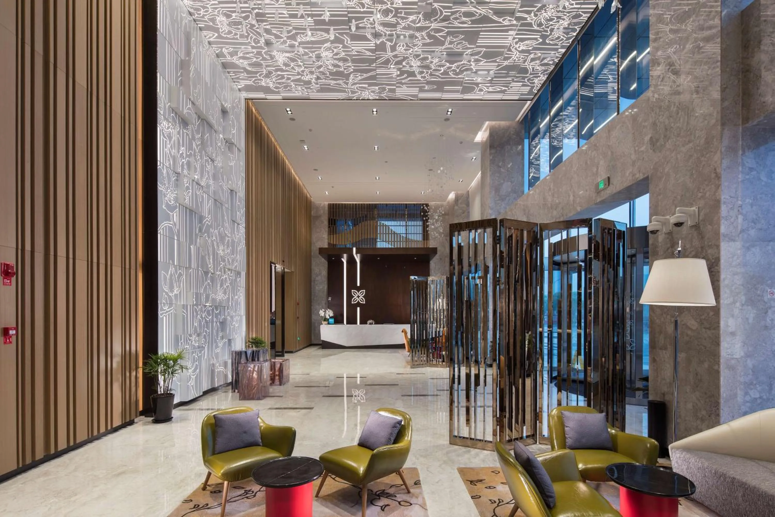 Lobby or reception in Hilton Garden Inn Shanghai Hongqiao NECC